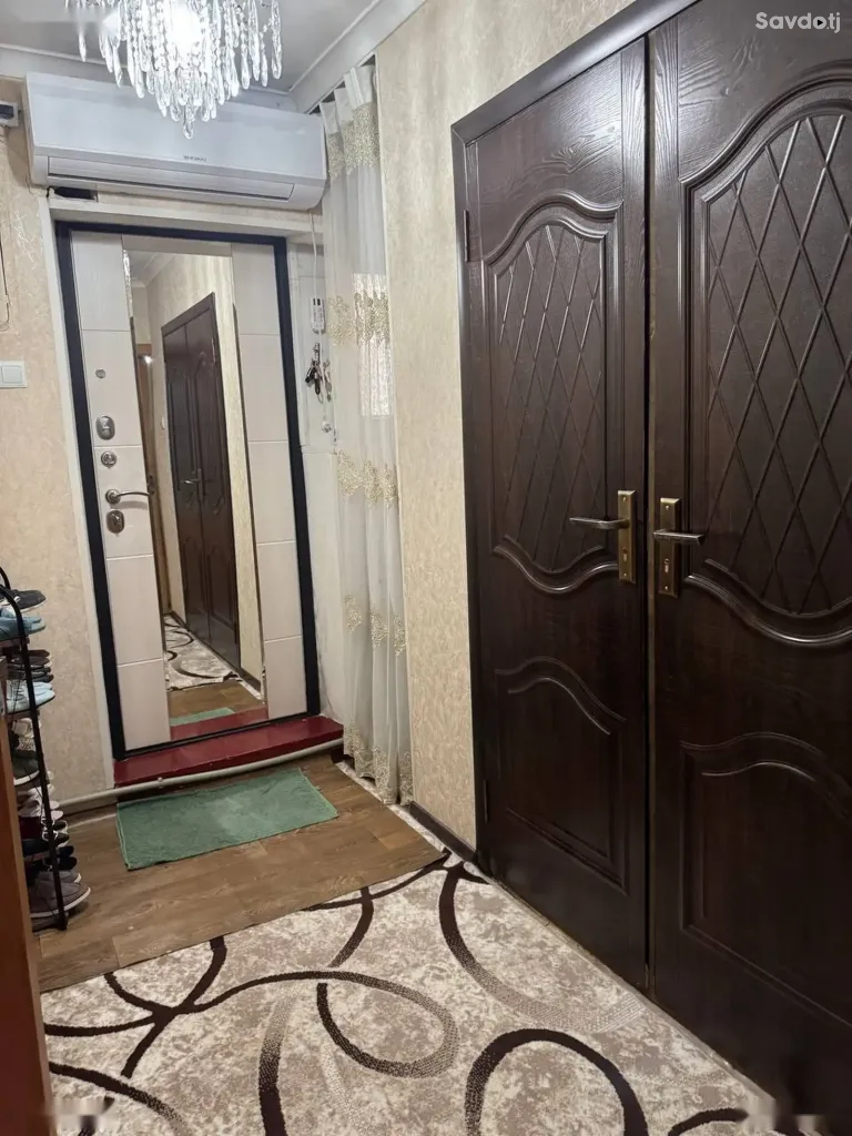 2-комн. квартира, 5 этаж, 42 м², сино