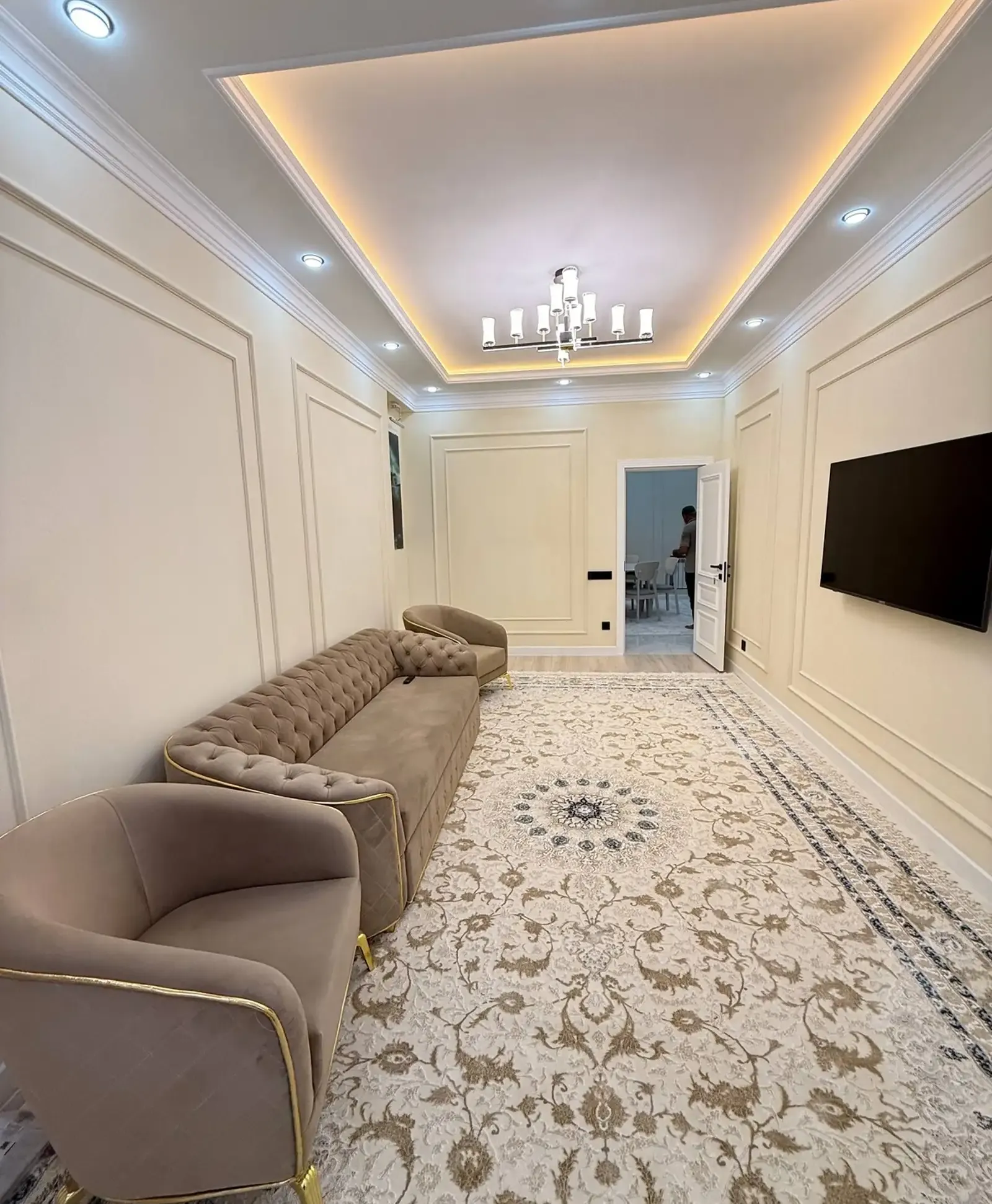 2-комн. квартира, 6 этаж, 77 м², Фирдавси, Молодежный