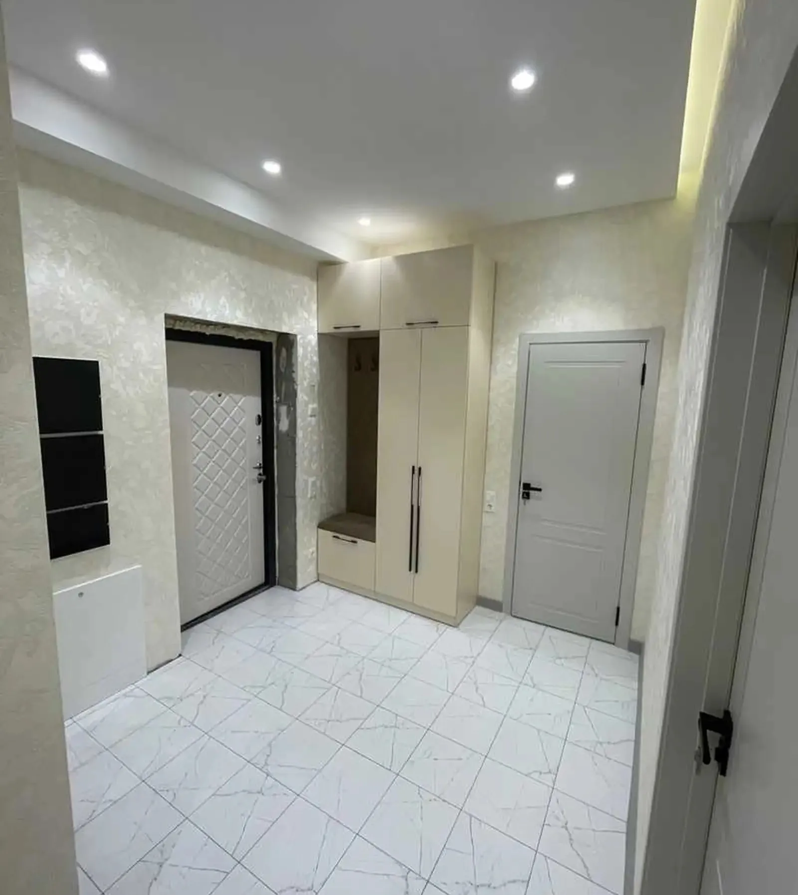 2-комн. квартира, 4 этаж, 80м², И.Сомони