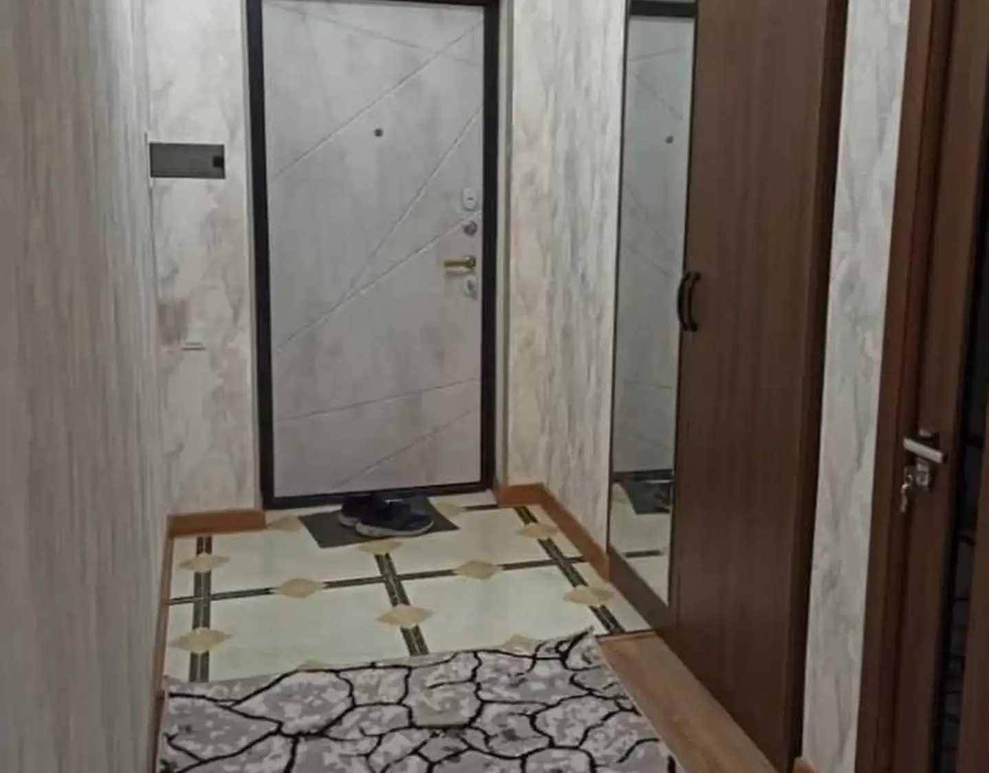 2-комн. квартира, 6 этаж, 63м², сино
