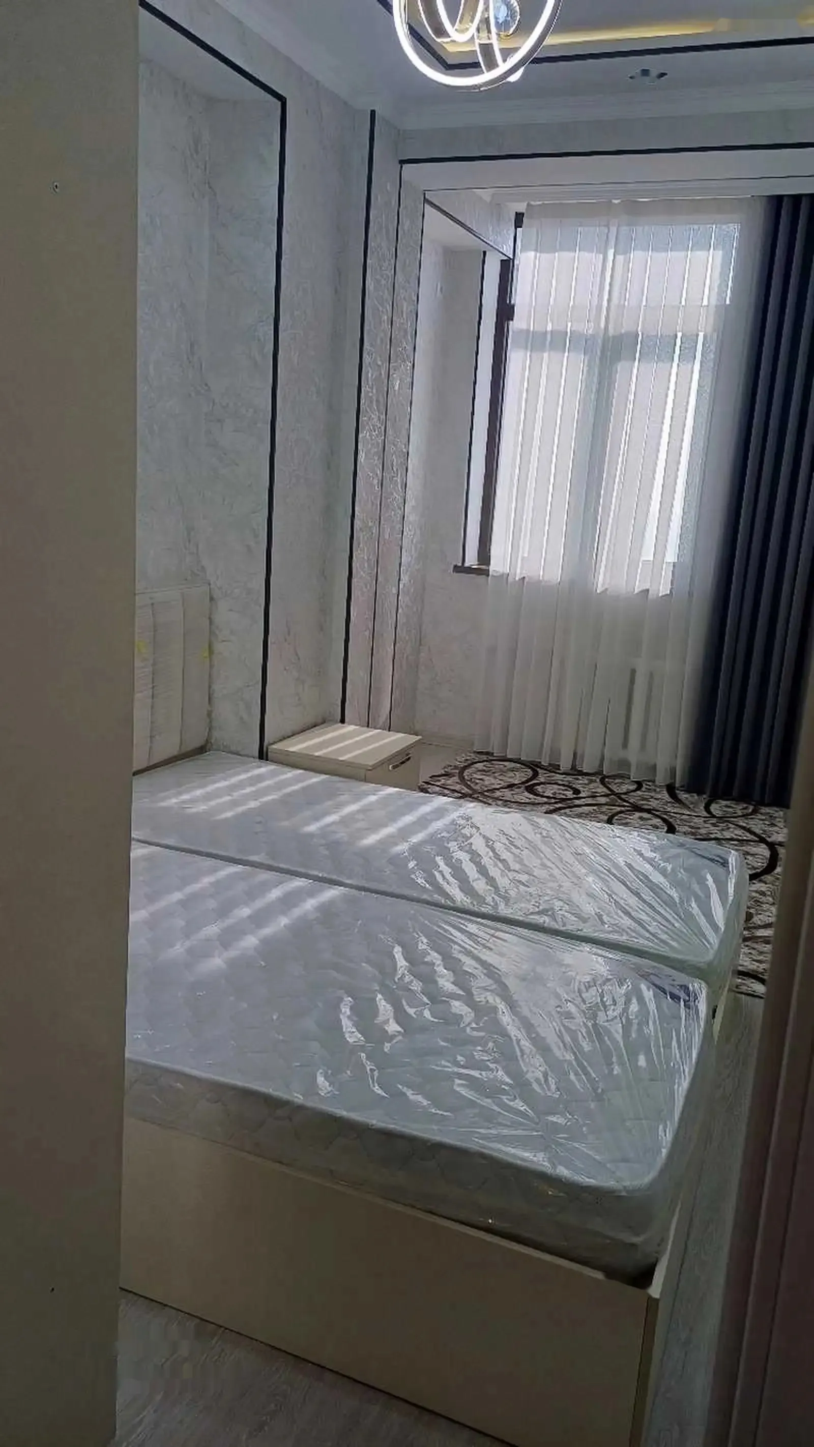 2-комн. квартира, 16 этаж, 73м², Шохмансур ру ба руи гостиницаи Хилтон