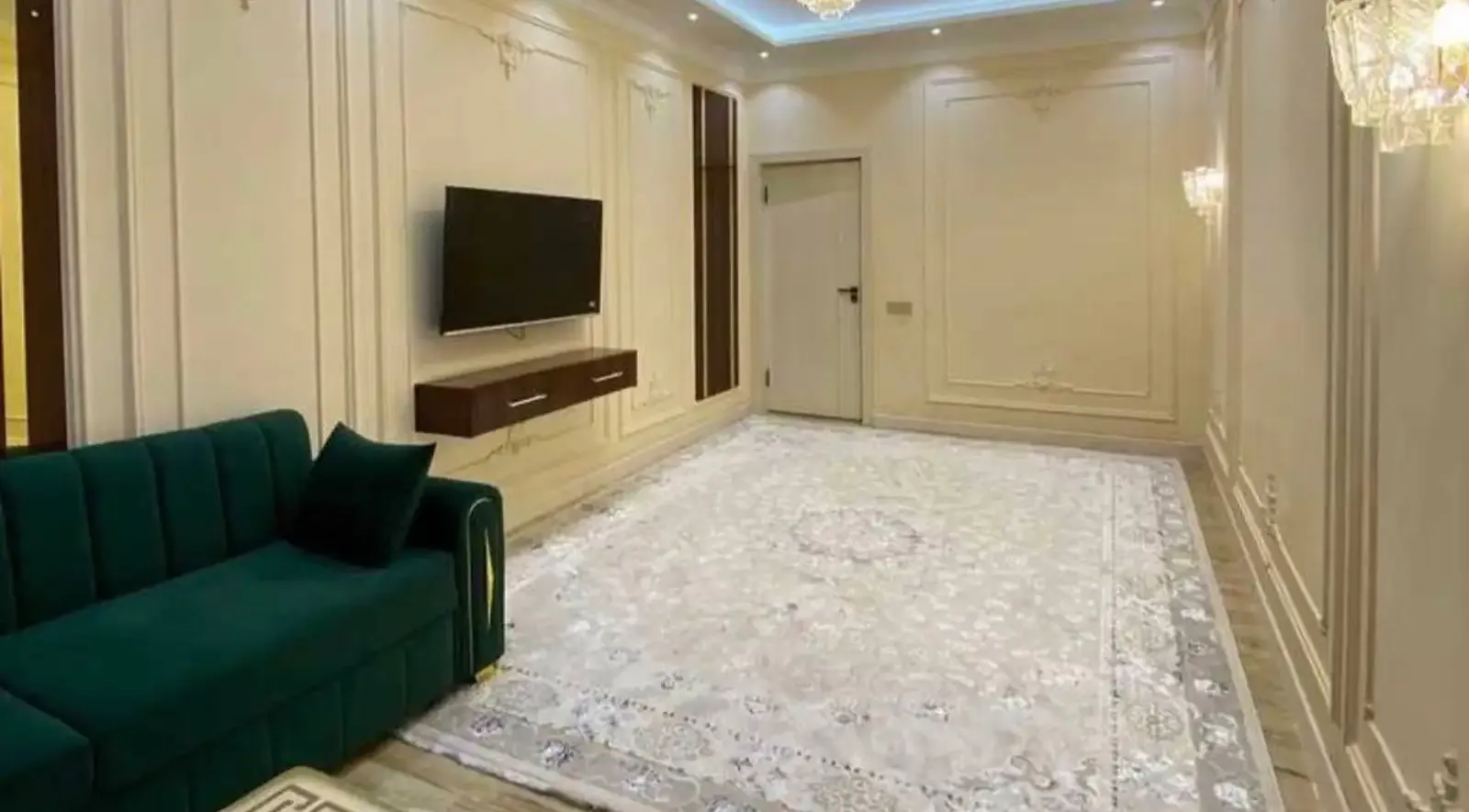2-комн. квартира, 4 этаж, 77 м², Молодежный театр
