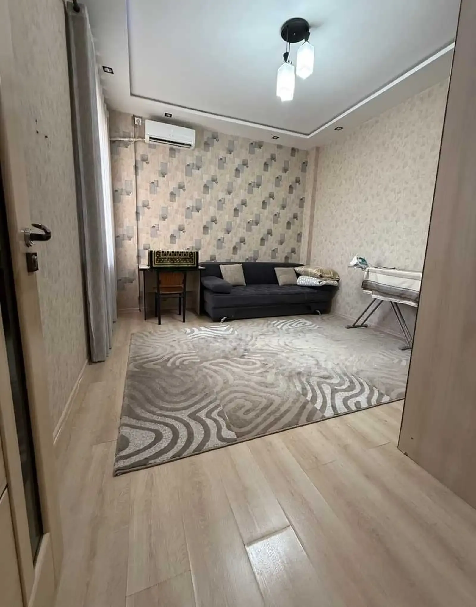 3-комн. квартира, 8 этаж, 102м², Ёвари Кохи Борбад