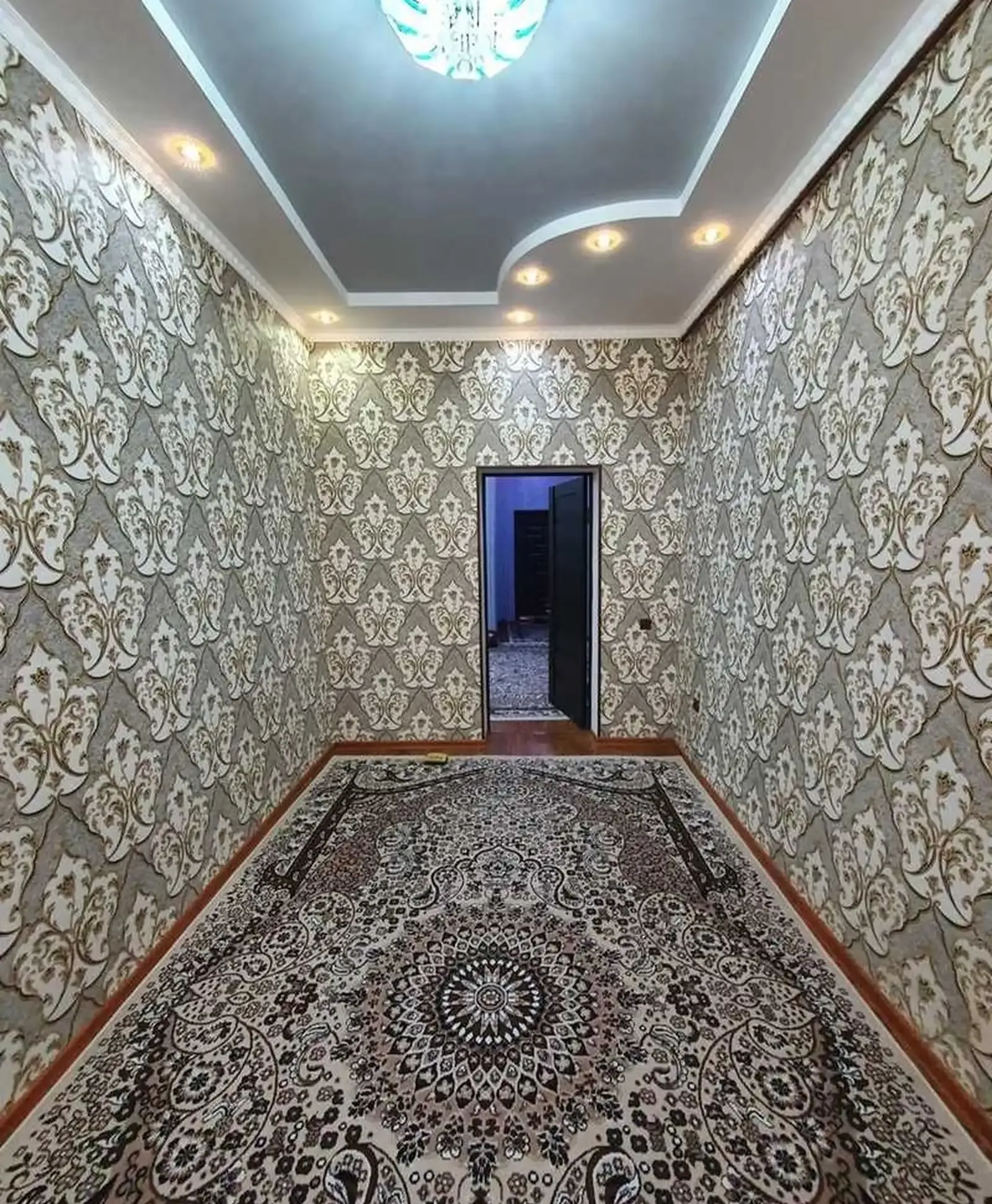 3-комн. квартира, 4 этаж, 98м², Сино.(зарафшон)