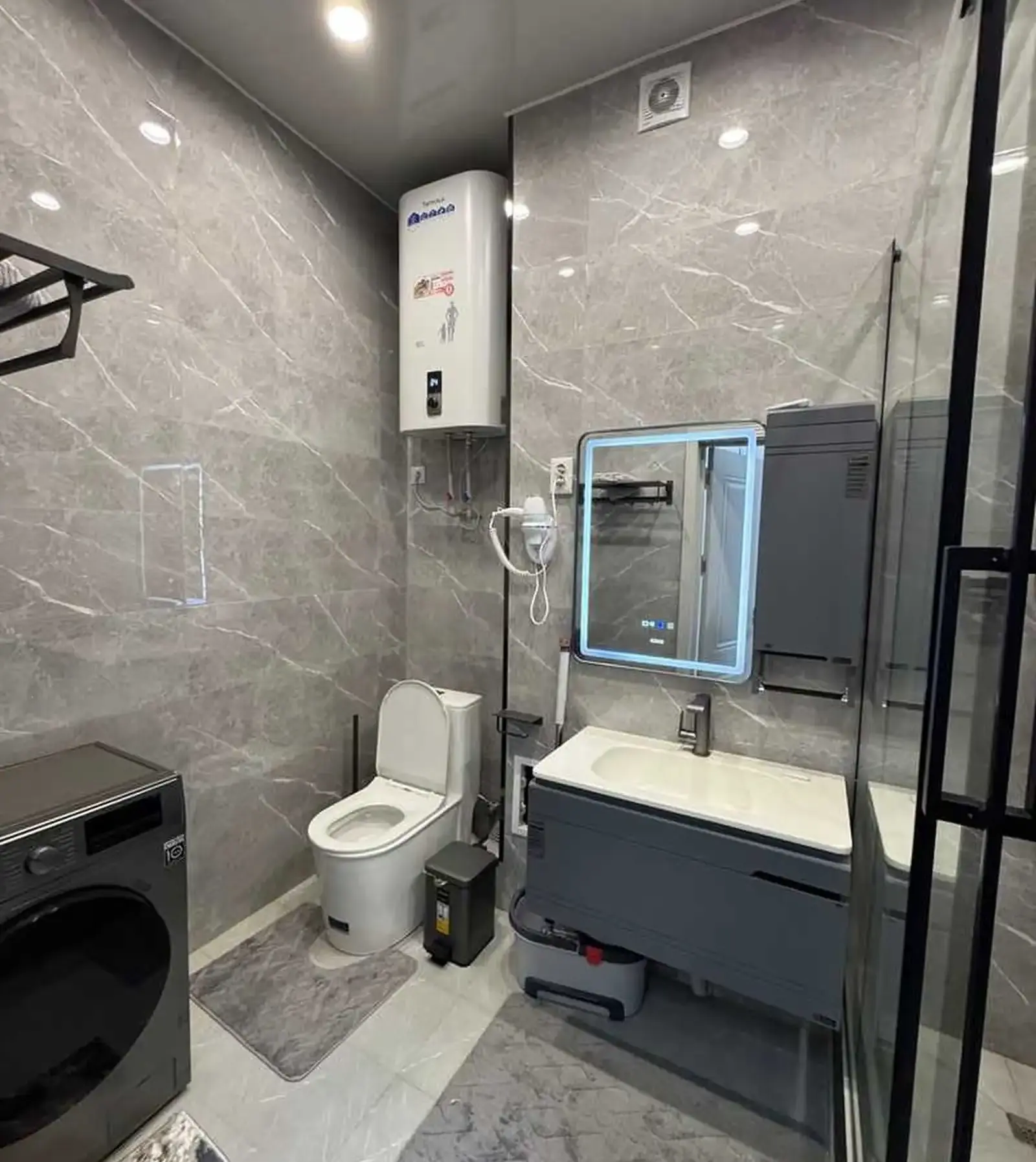 2-комн. квартира, 4 этаж, 55м², шохмансур Айни