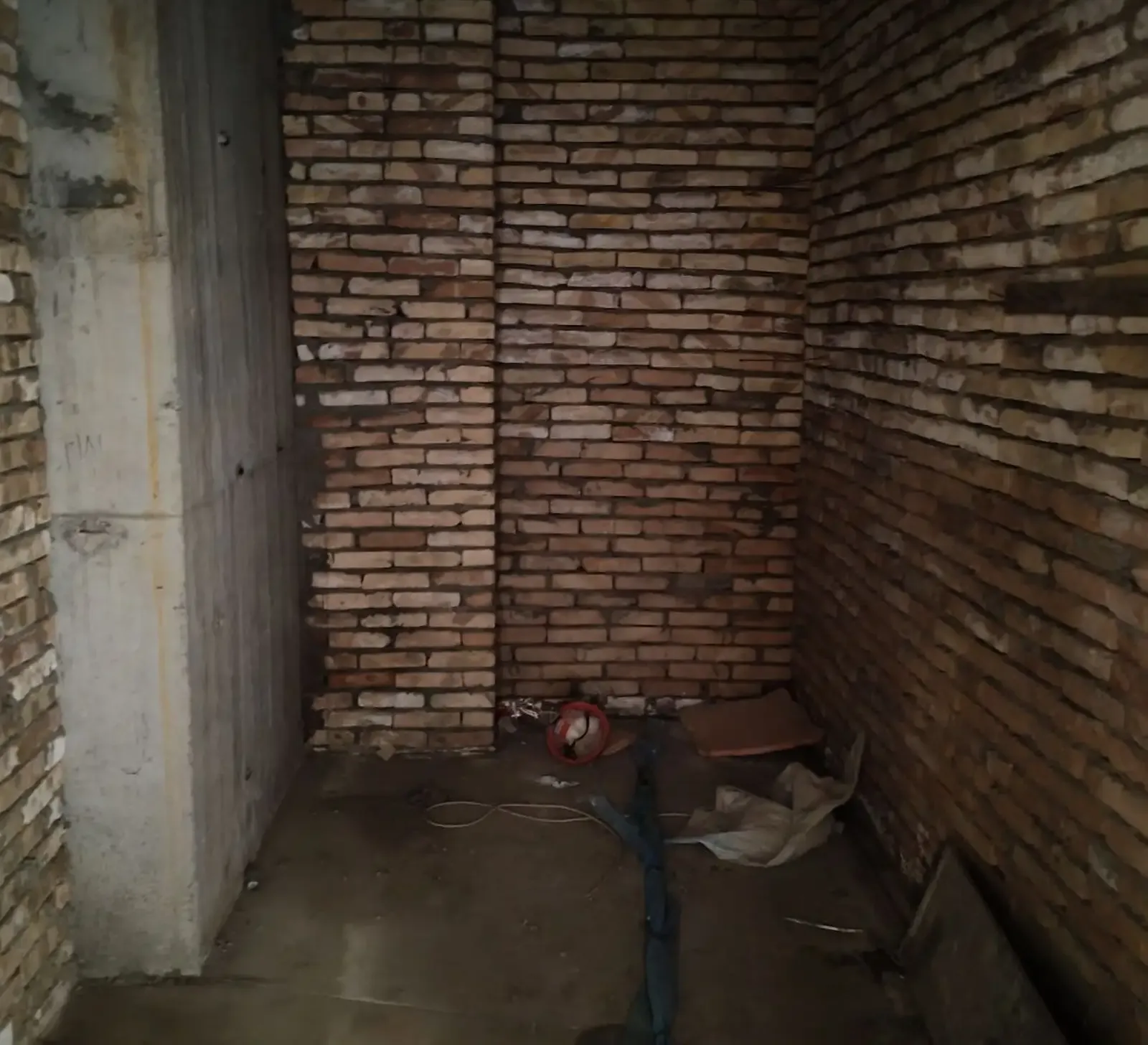 3-комн. квартира, 2 этаж, 103 м², Сино, 82 мкр