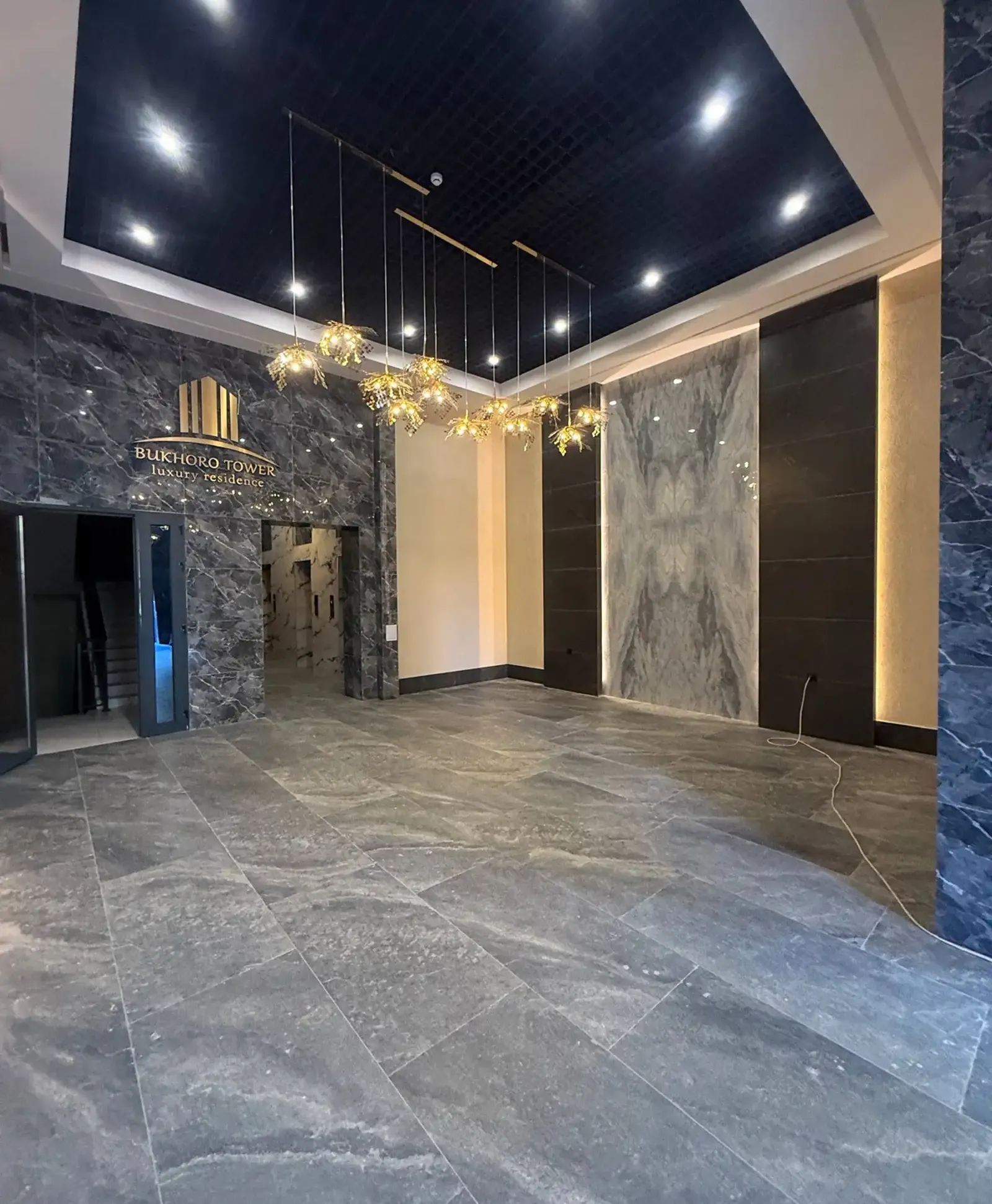3-комн. квартира, 18 этаж, 81 м², Исмоили Сомони Сафина