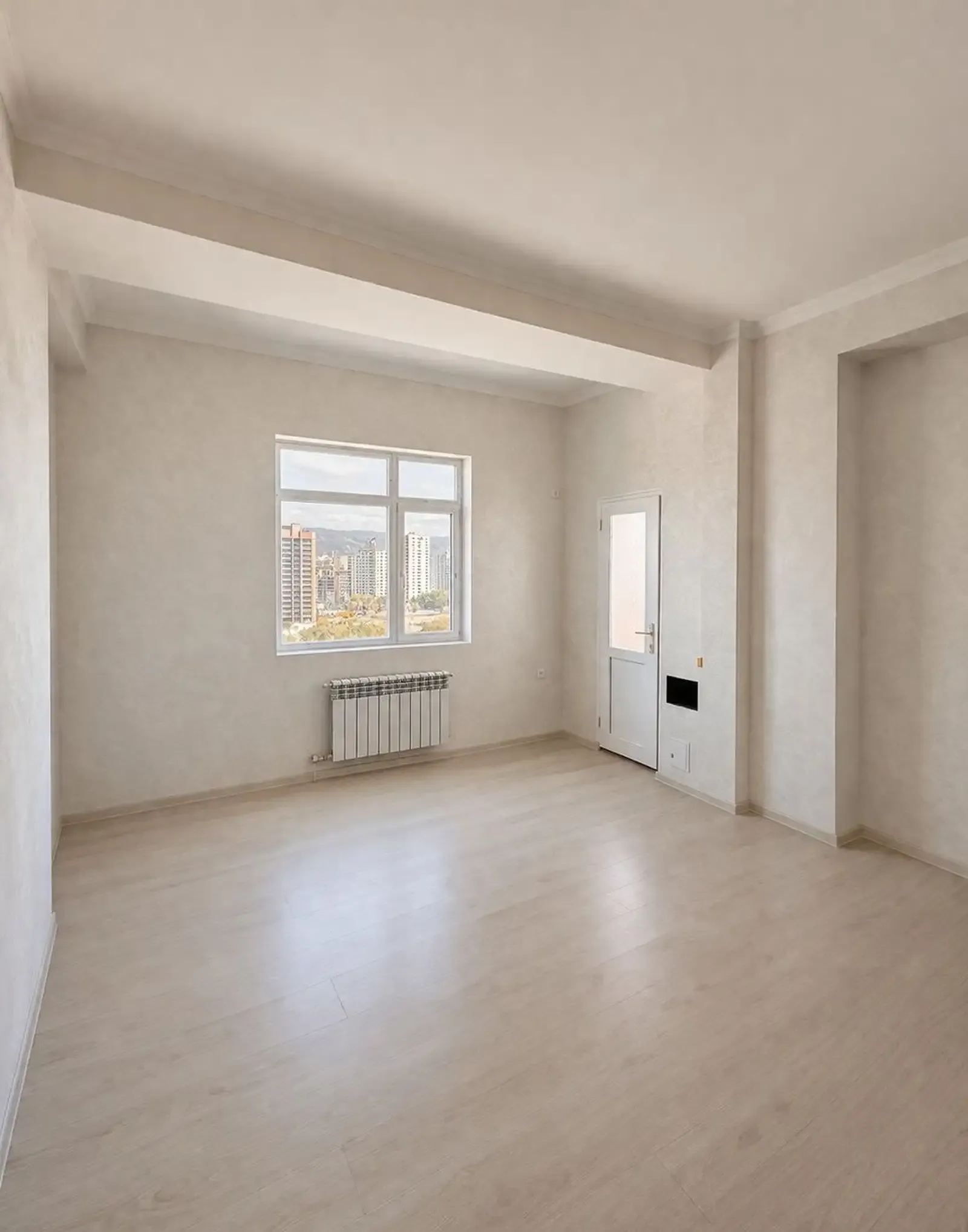 2-комн. квартира, 14 этаж, 78 м², Цирк