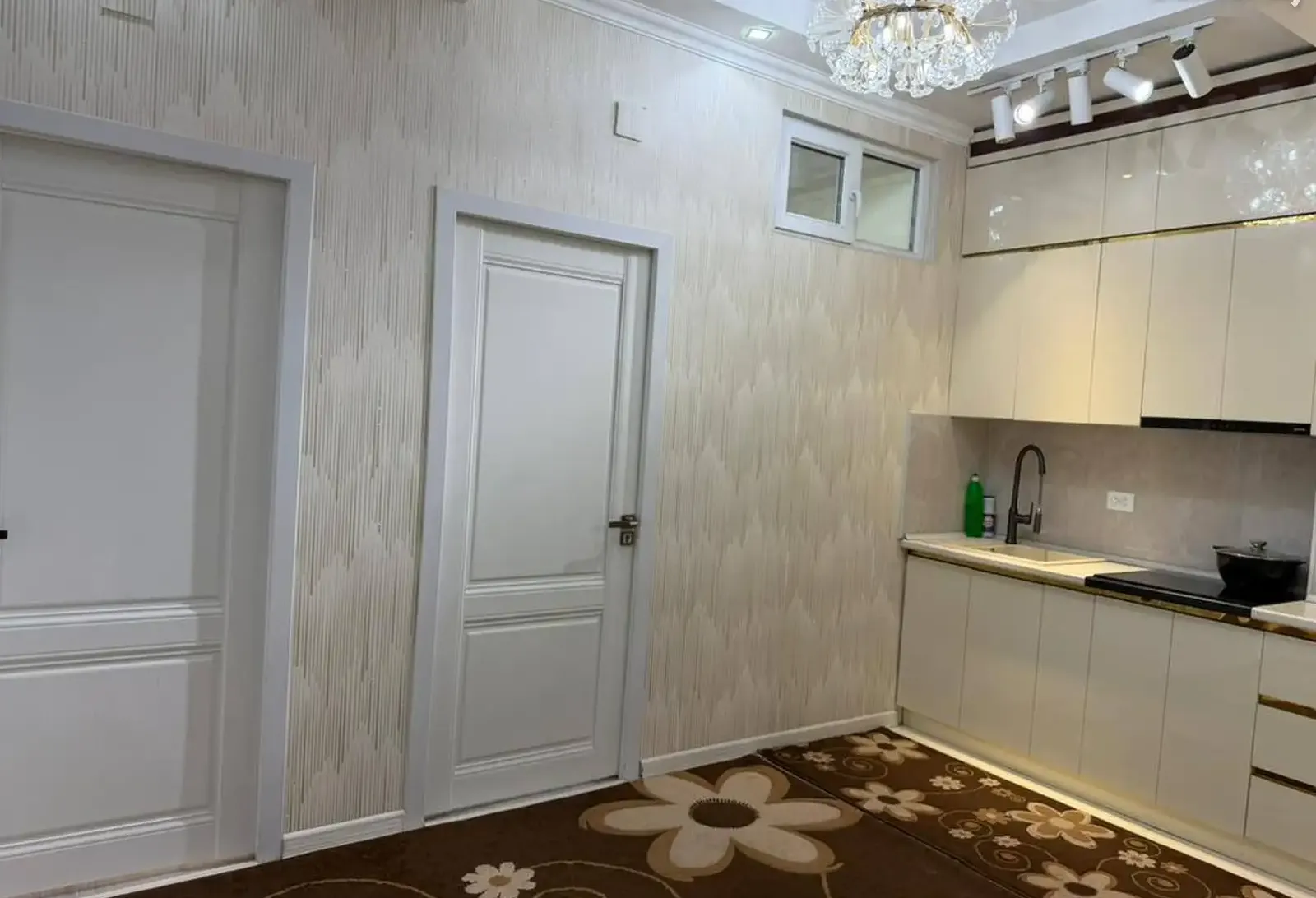 2-комн. квартира, 12 этаж, 61 м², Исмоили Сомони Славянский
