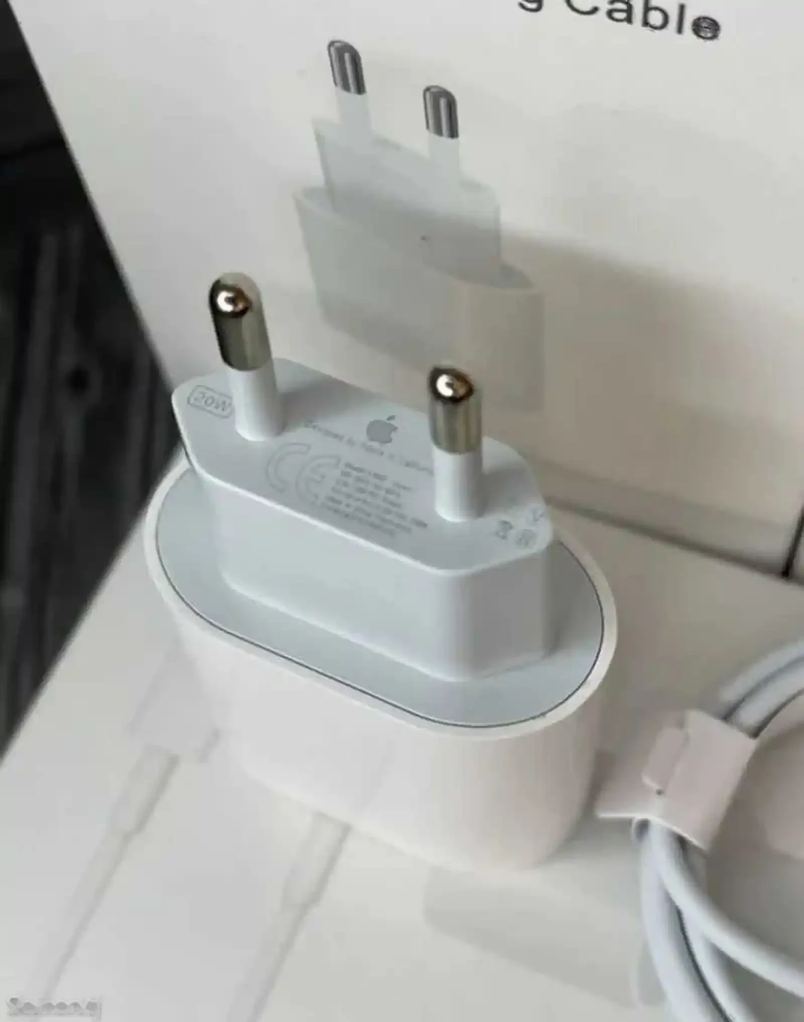 Зарядное устройство на iphone