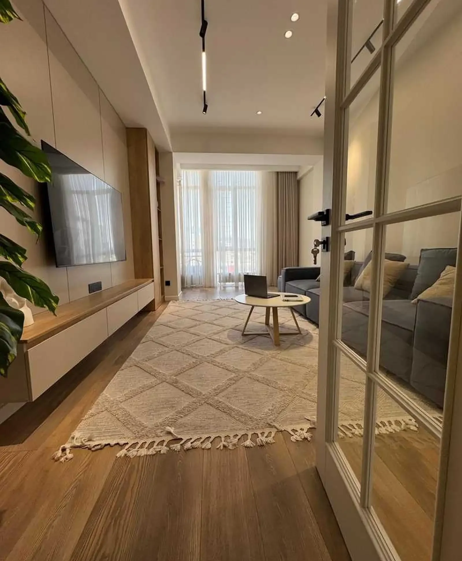 3-комн. квартира, 13 этаж, 108м², Шохмансур Овир