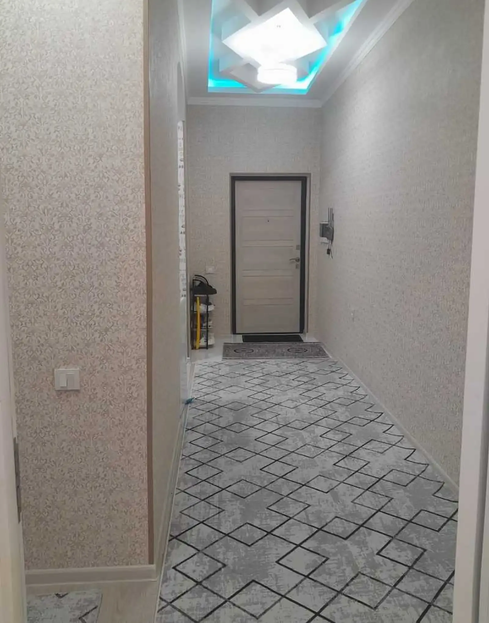 2-комн. квартира, 11 этаж, 72м², Цирк