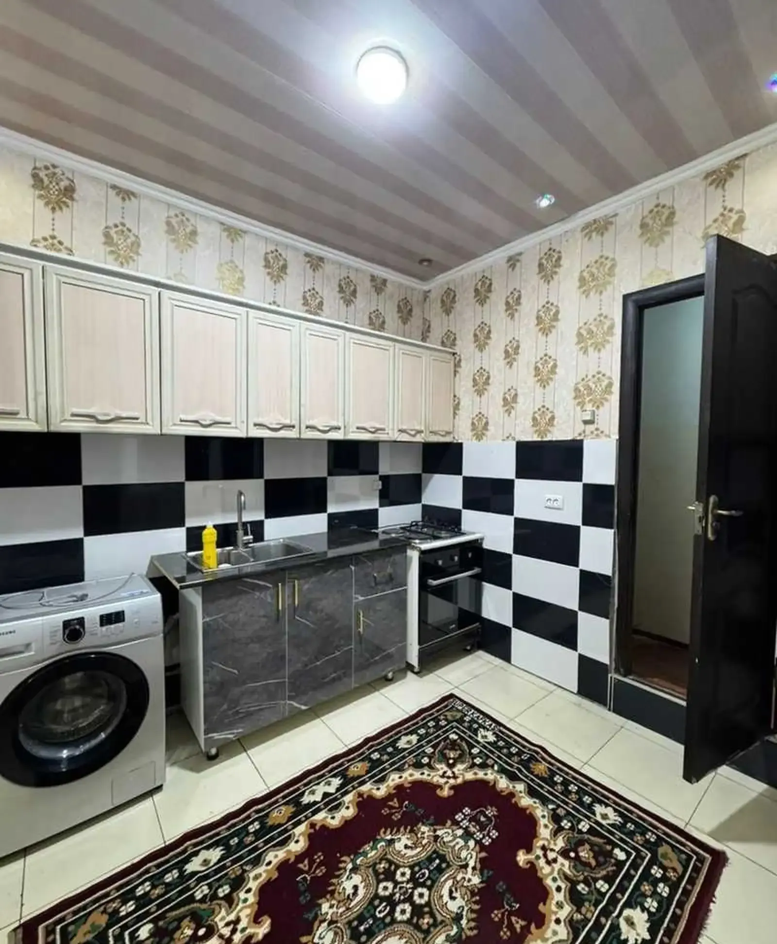 3-комн. квартира, 4 этаж, 95м², Фирдавси