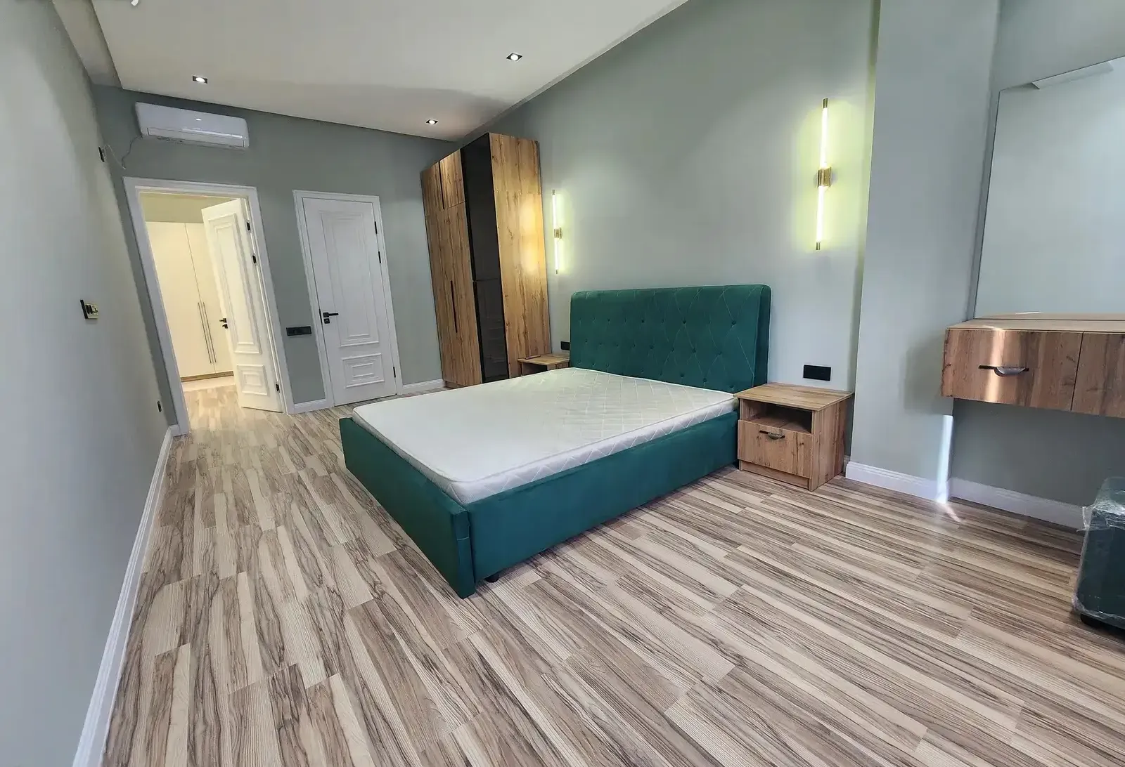 3-комн. квартира, 9 этаж, 132м², Сафо