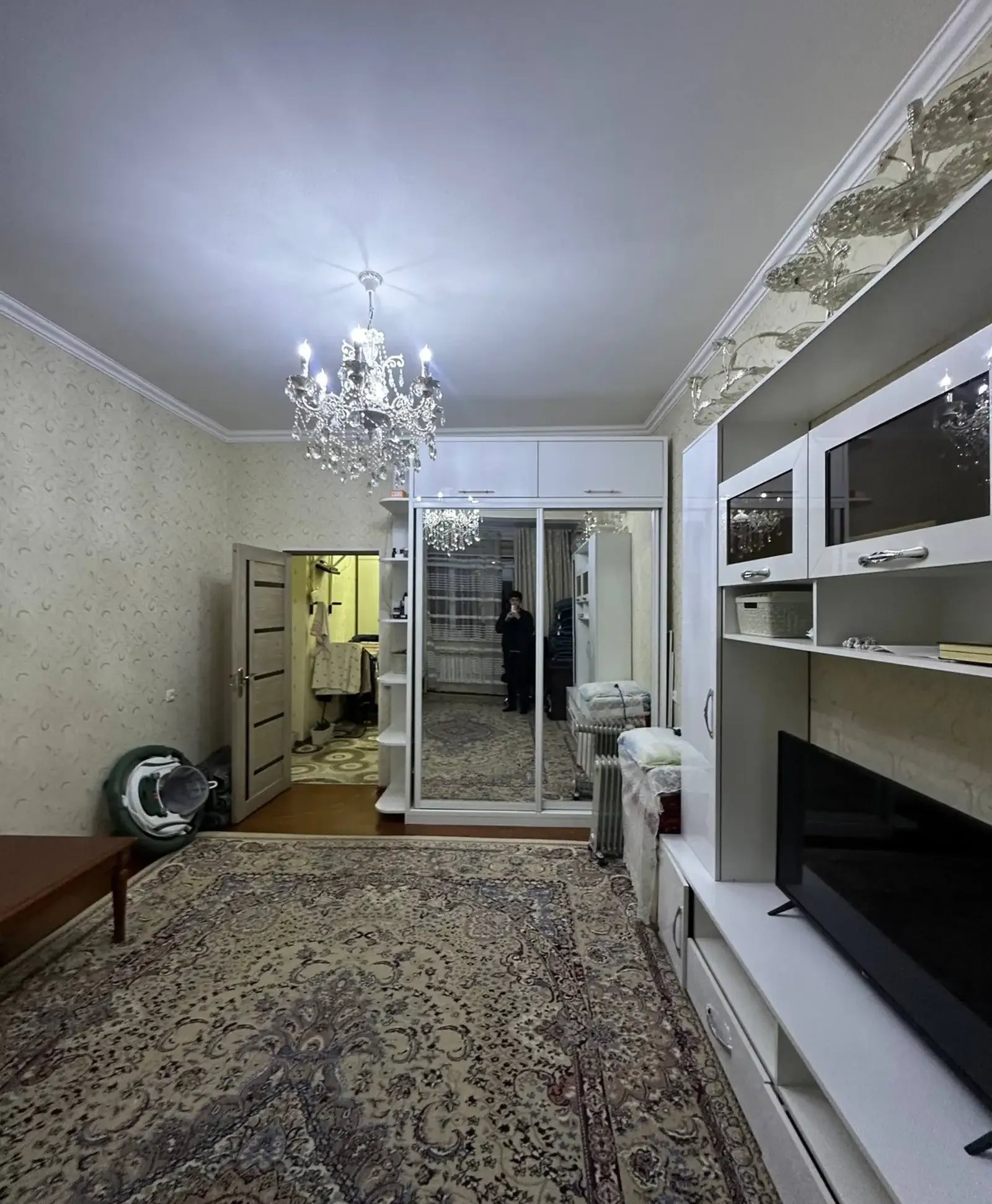3-комн. квартира, 8 этаж, 77 м², Исмоили Сомони, Овир