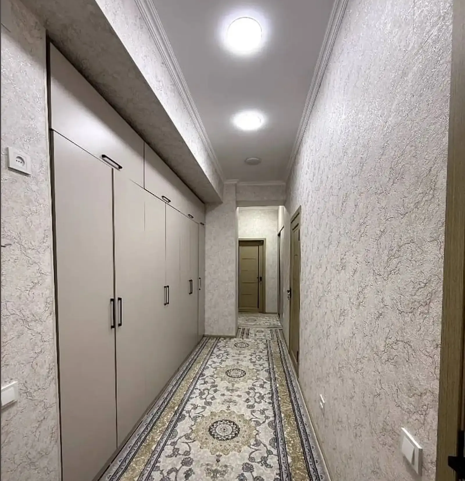 2-комн. квартира, 14 этаж, 80 м², Шохмансур