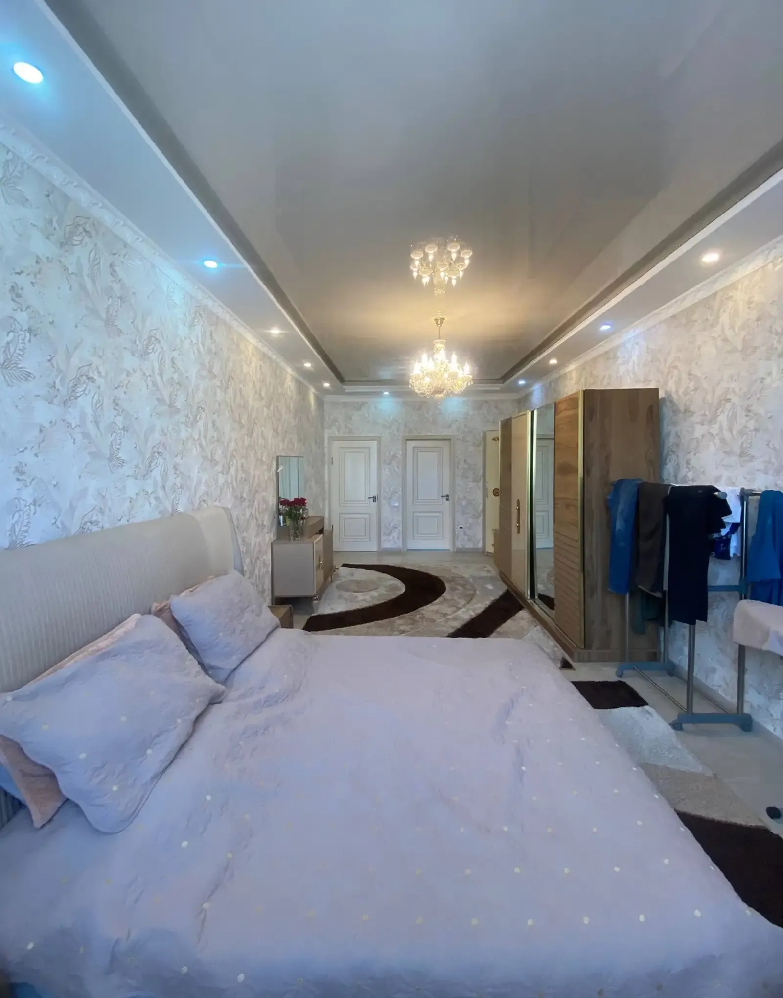 3-комн. квартира, 16 этаж, 144 м², Шохмансур Домпечати