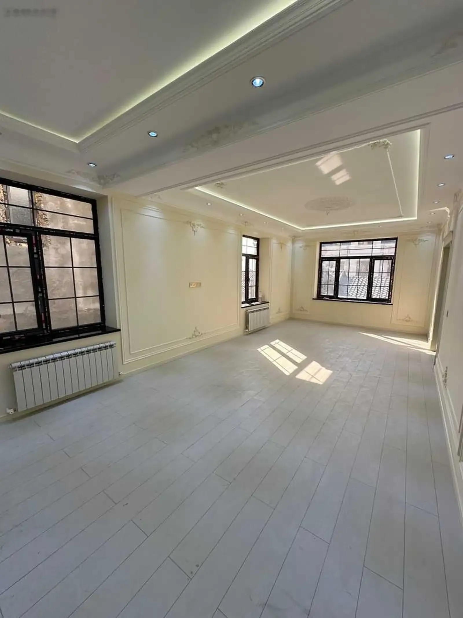 Дом, И.Сомони Воданасос