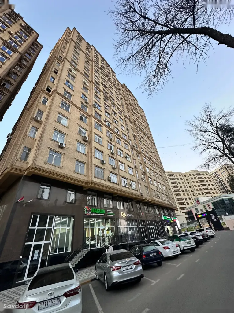 Помещение под свободное назначение, 200м², 1-й проезд улицы Хосрова Дехлеви 1, Напротив офиса Вавилон Т, Центр, Район Шохмансур