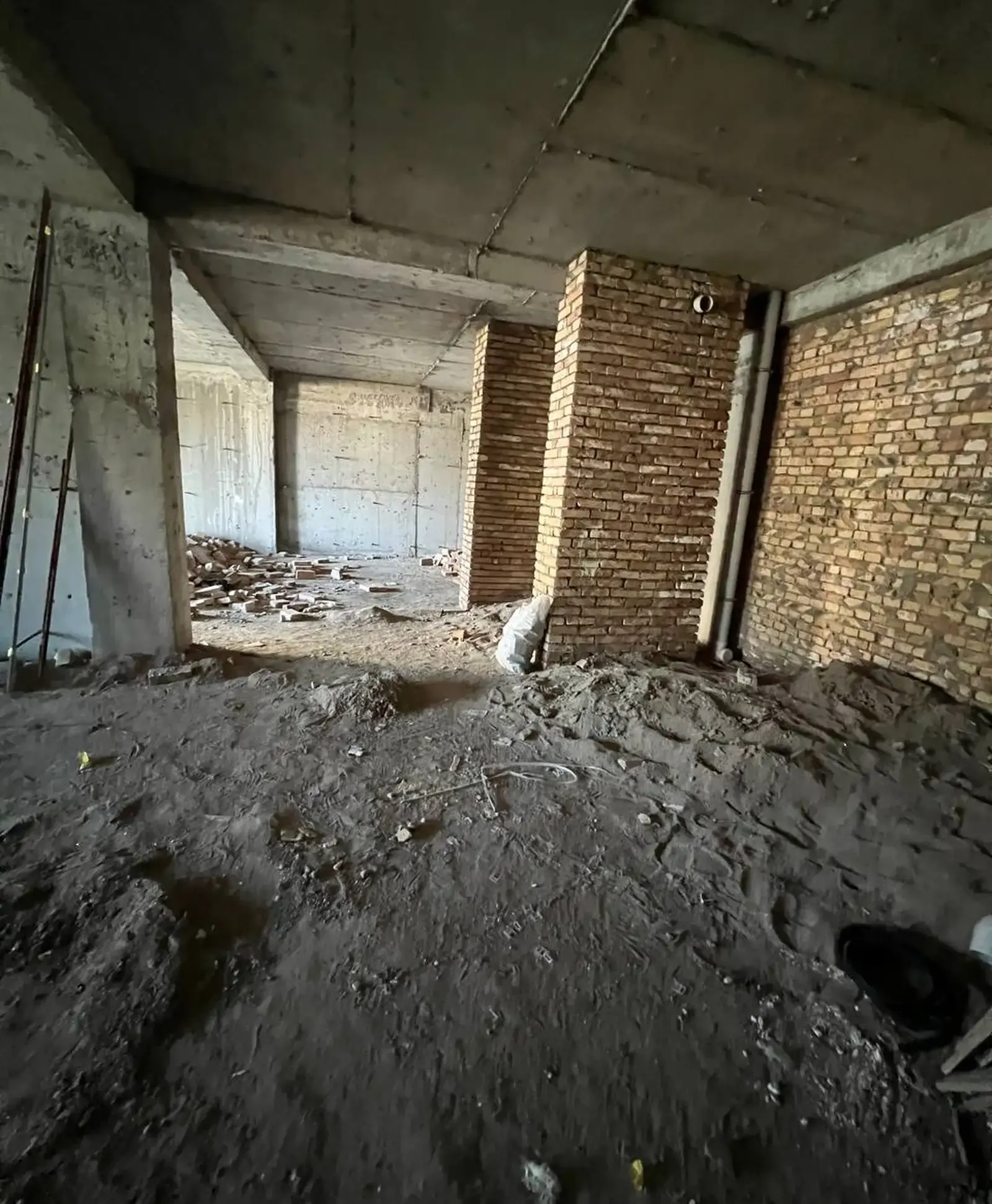 3-комн. квартира, 17 этаж, 136 м², Исмоили Сомони, ЦУМ, Шохпалас