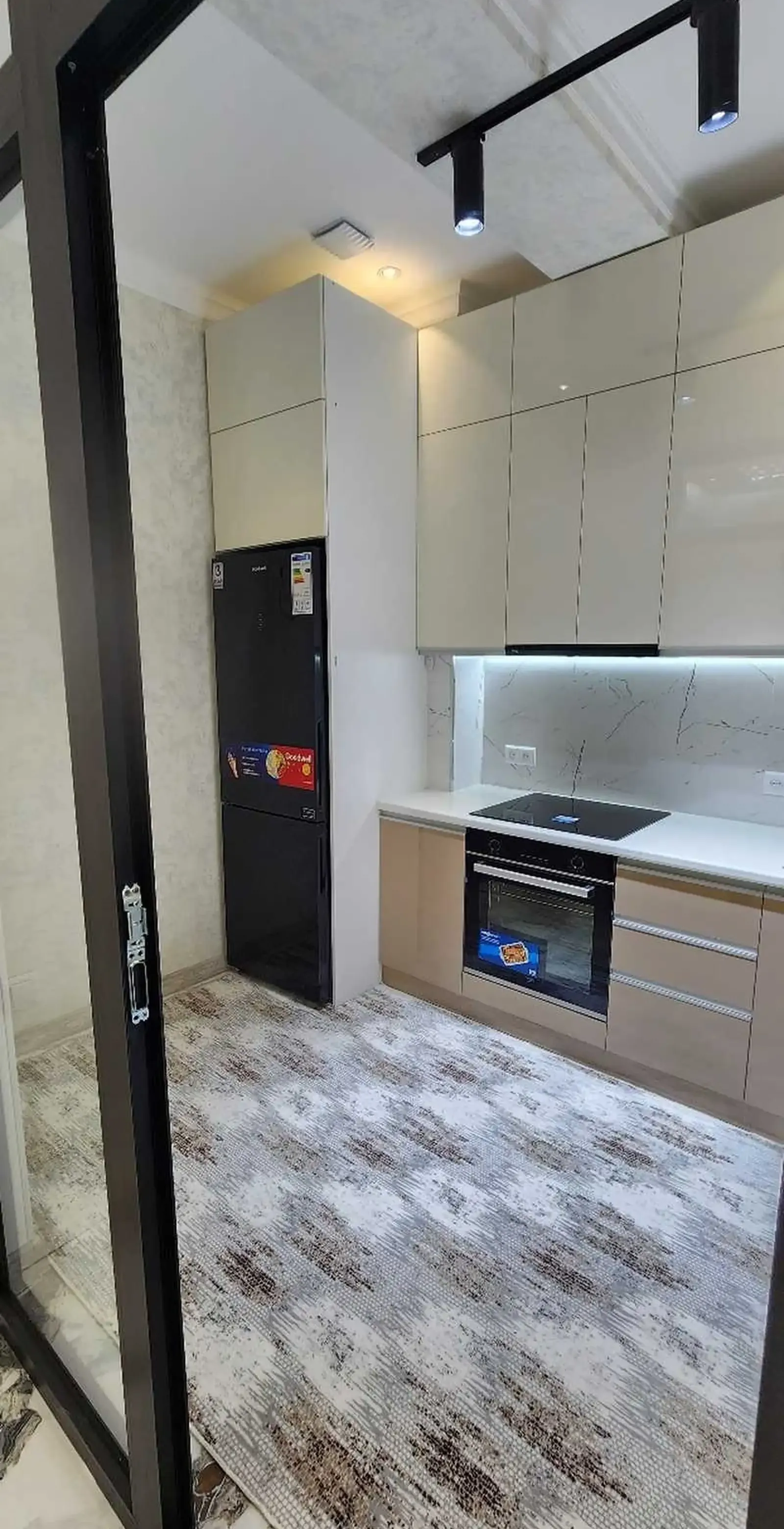 2-комн. квартира, 9 этаж, 63м², Доми Себистон, ЦУМ