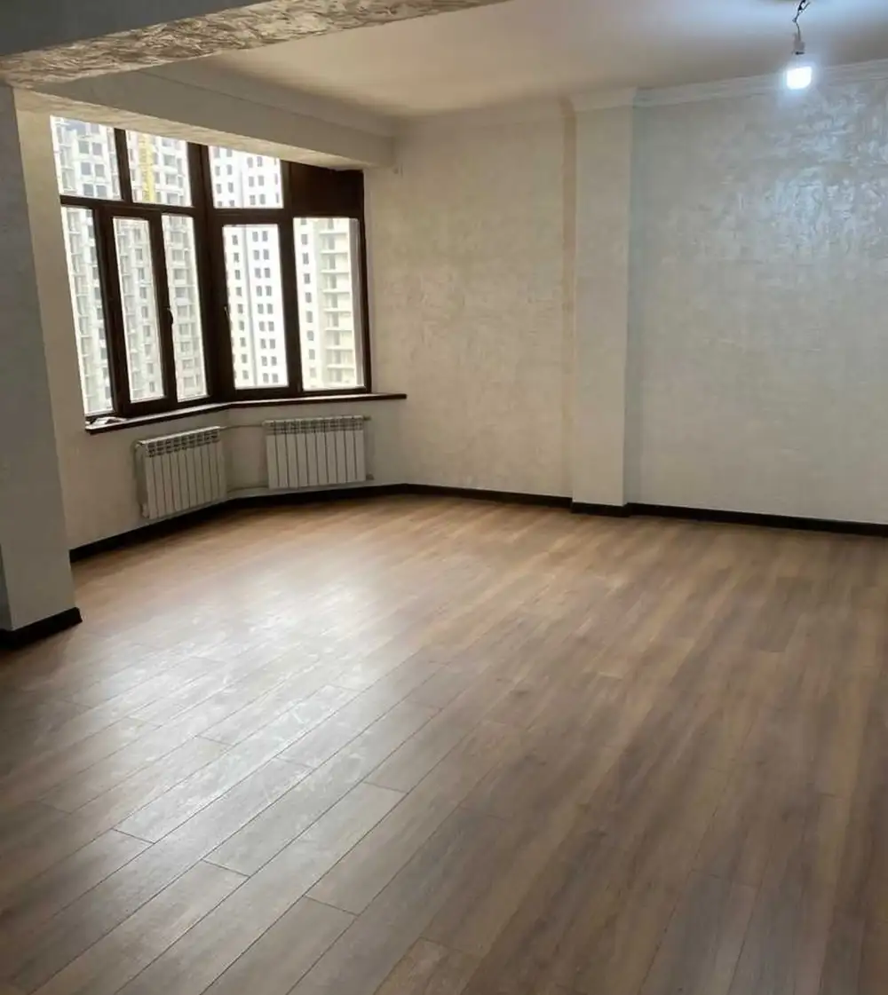 4-комн. квартира, 9 этаж, 177 м², Исмоили Сомони