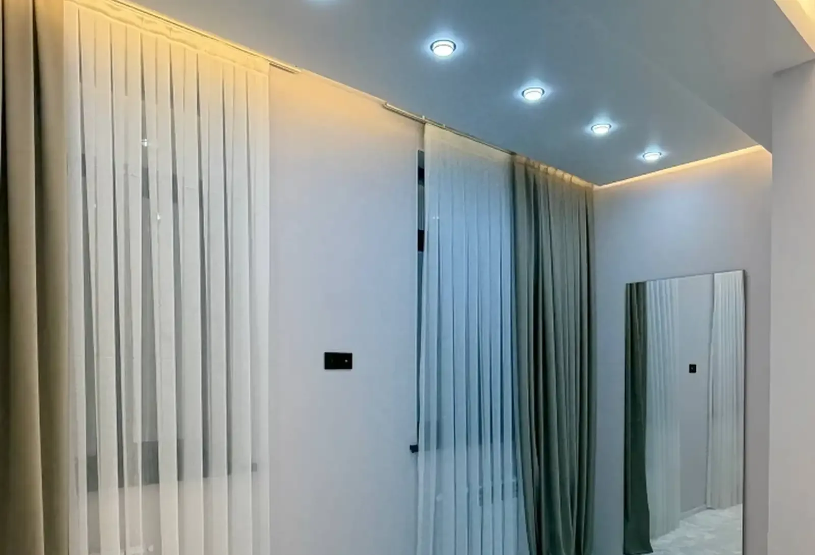 4-комн. квартира, 2 этаж, 89 м², Исмоили Сомонӣ