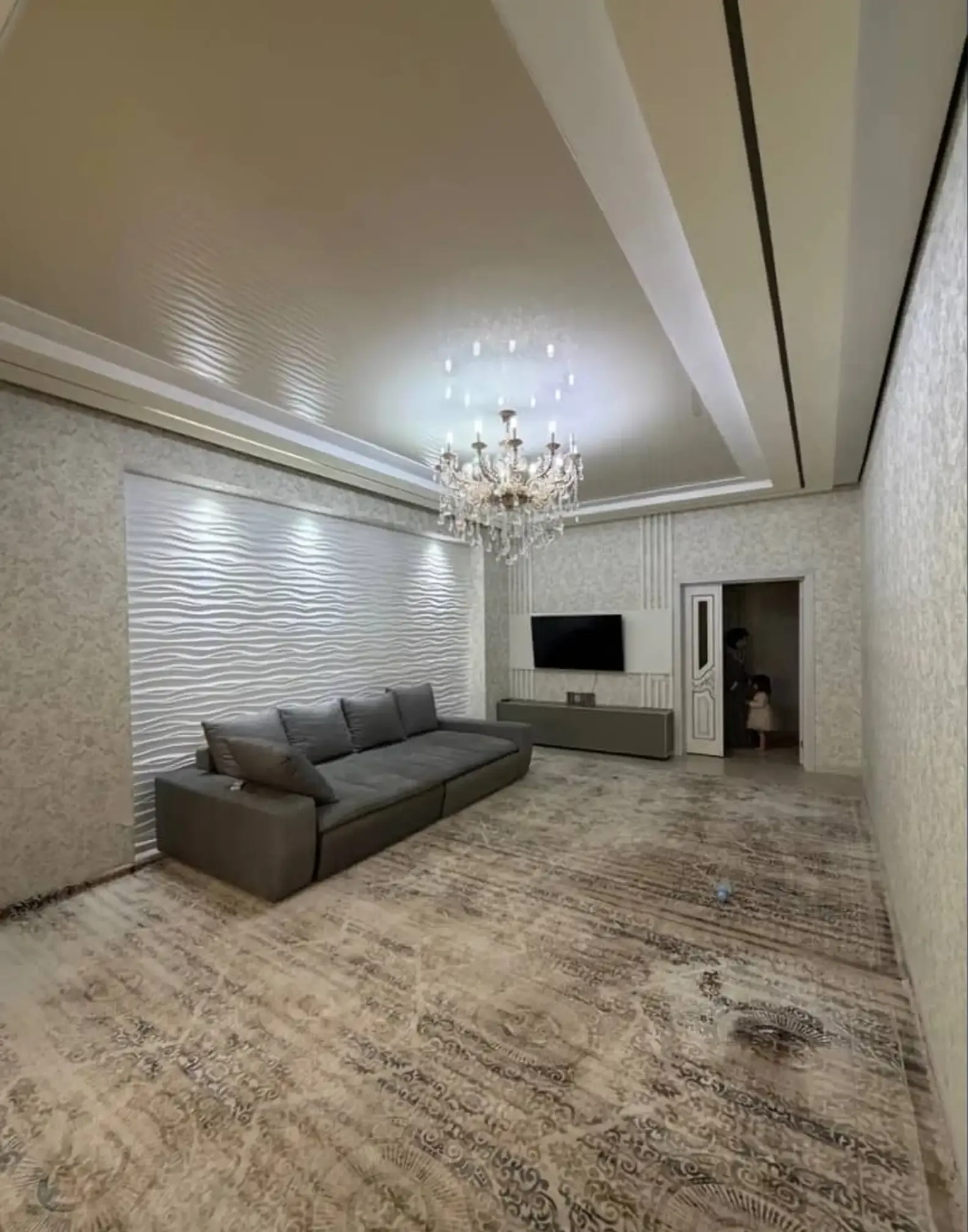 3-к квартира, 11 этаж, 100 м², И.Сомони