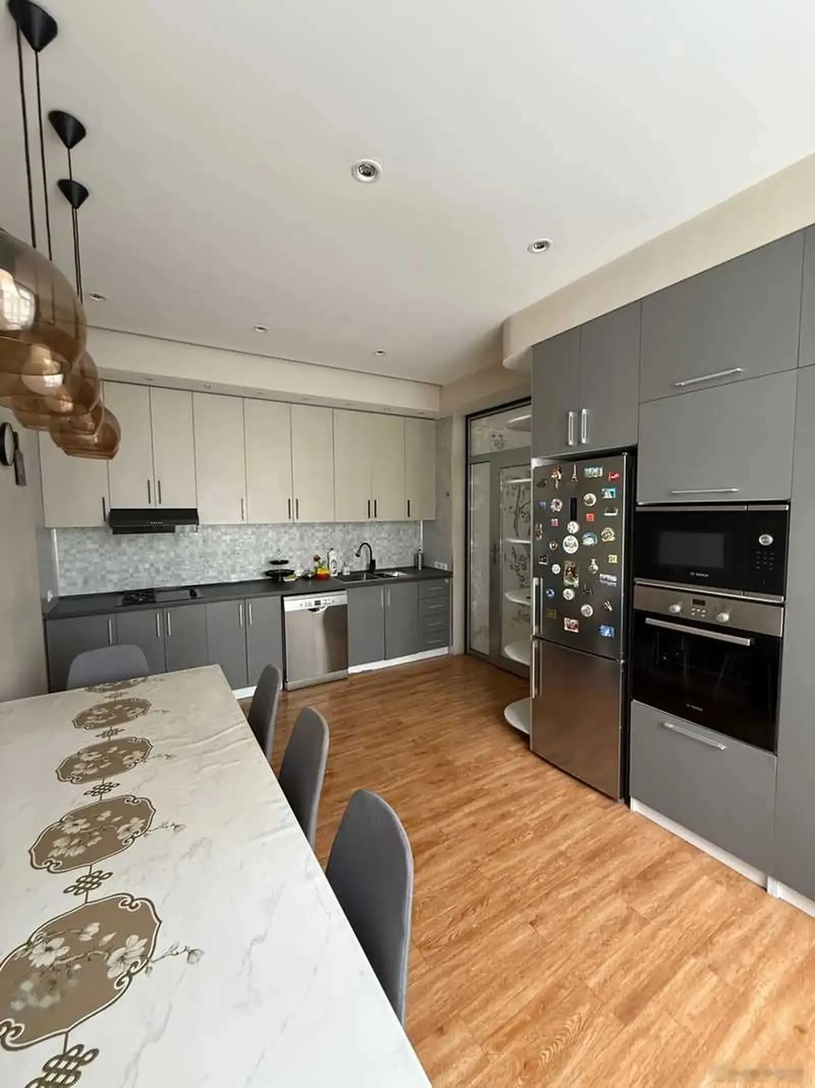 4-к квартира, 3 этаж, 145 м², садбарг