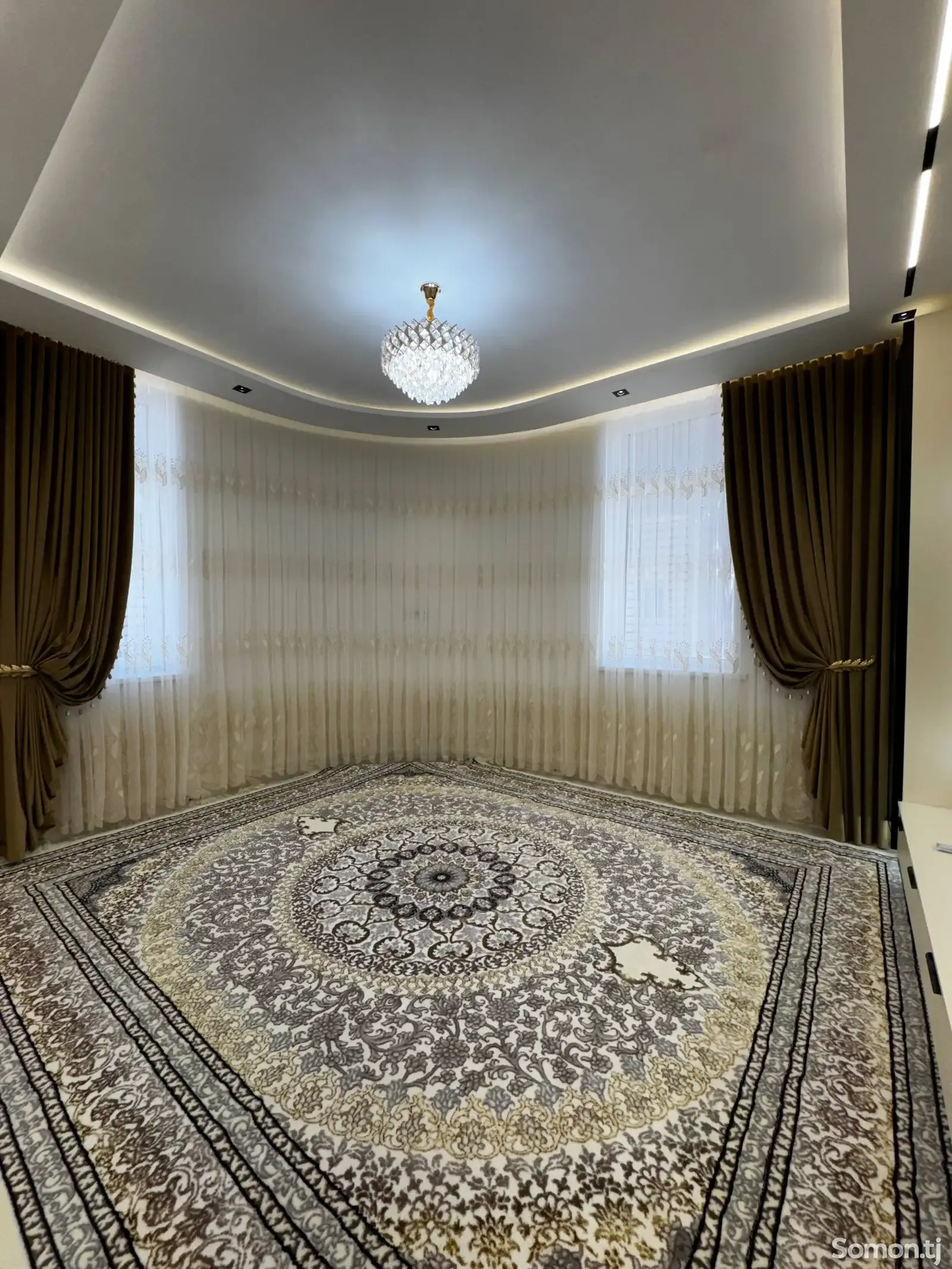 2-комн. квартира, 15 этаж, 65 м², Фирдавси Цирк