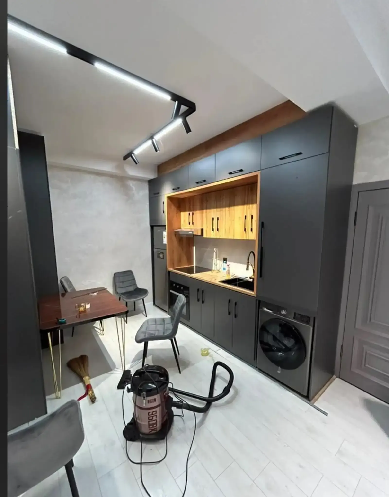 2-комн. квартира, 14 этаж, 72м², сино