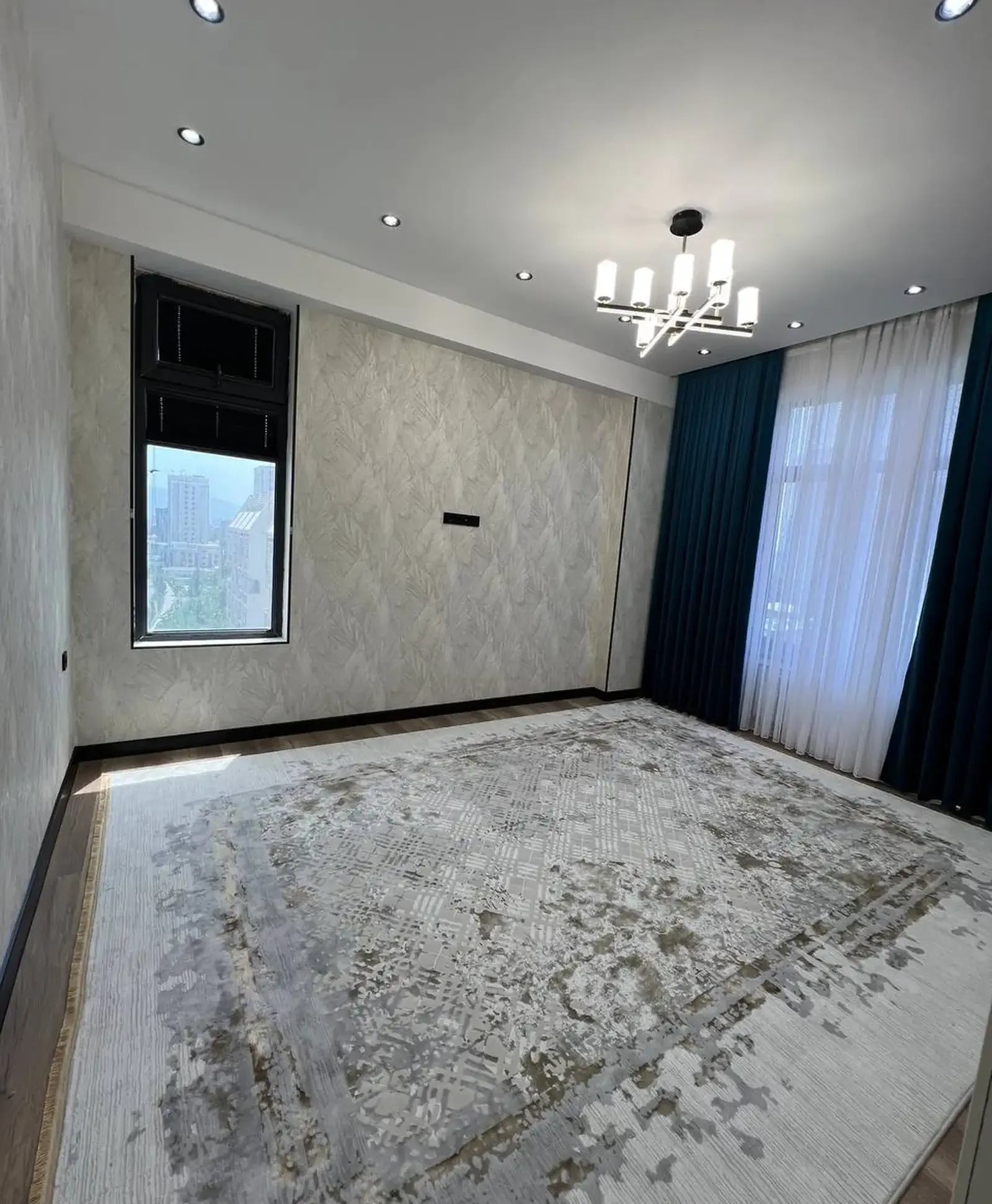 3-комн. квартира, 8 этаж, 88 м², н.Фирдавси, Сохили-супермаркет Ёвар
