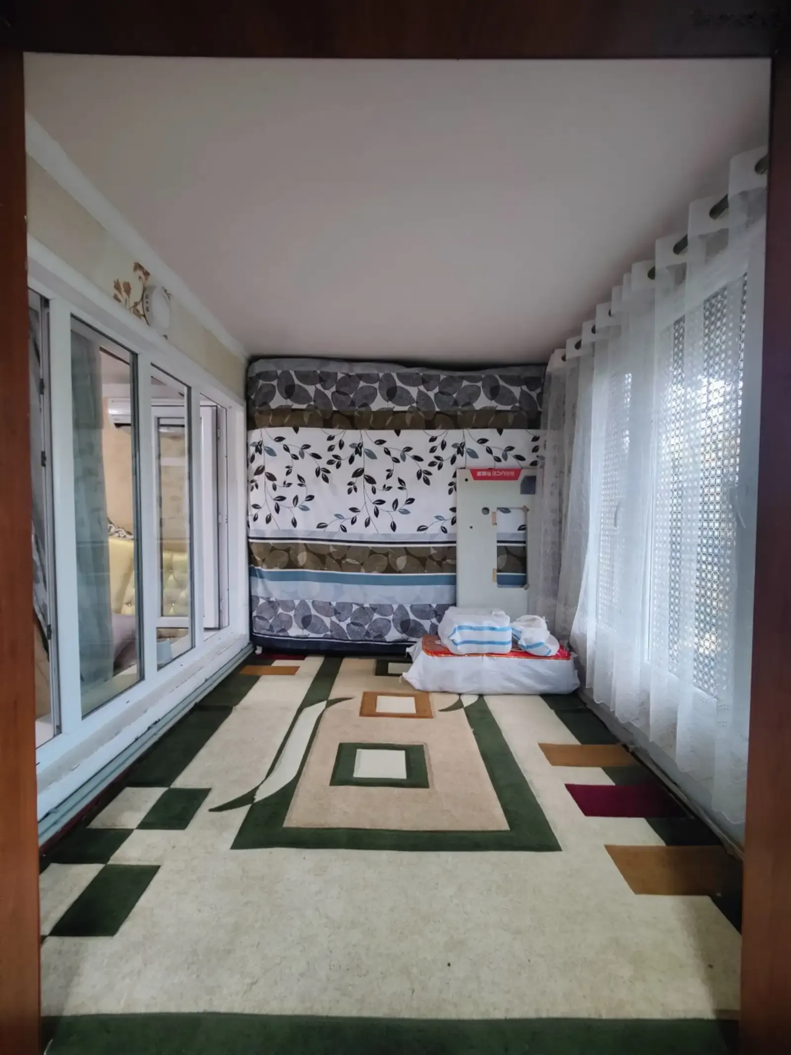 2-комн. квартира, 2 этаж, 58 м², Сино, Молодёжний
