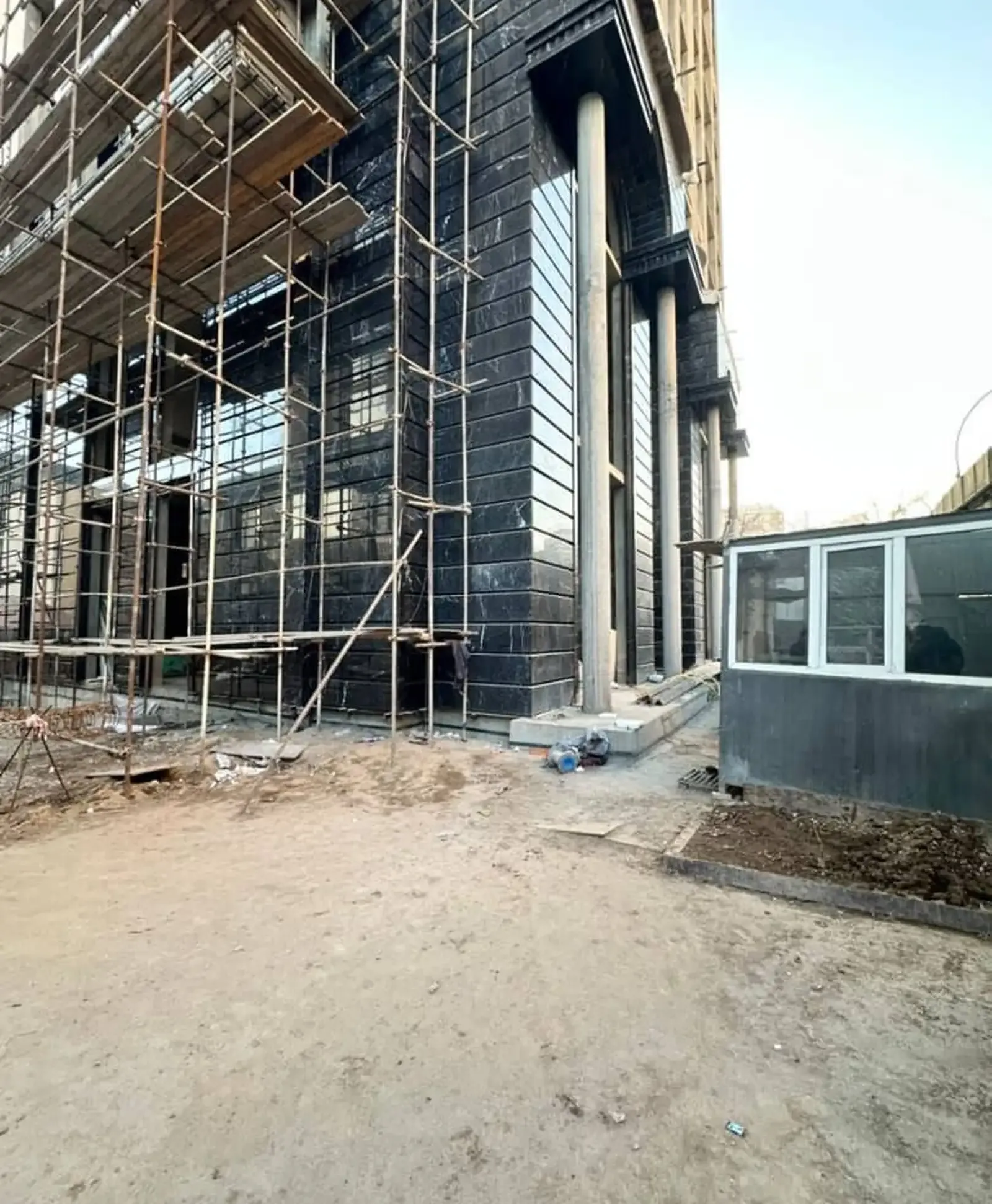 3-комн. квартира, 13 этаж, 115 м², Шохмансур