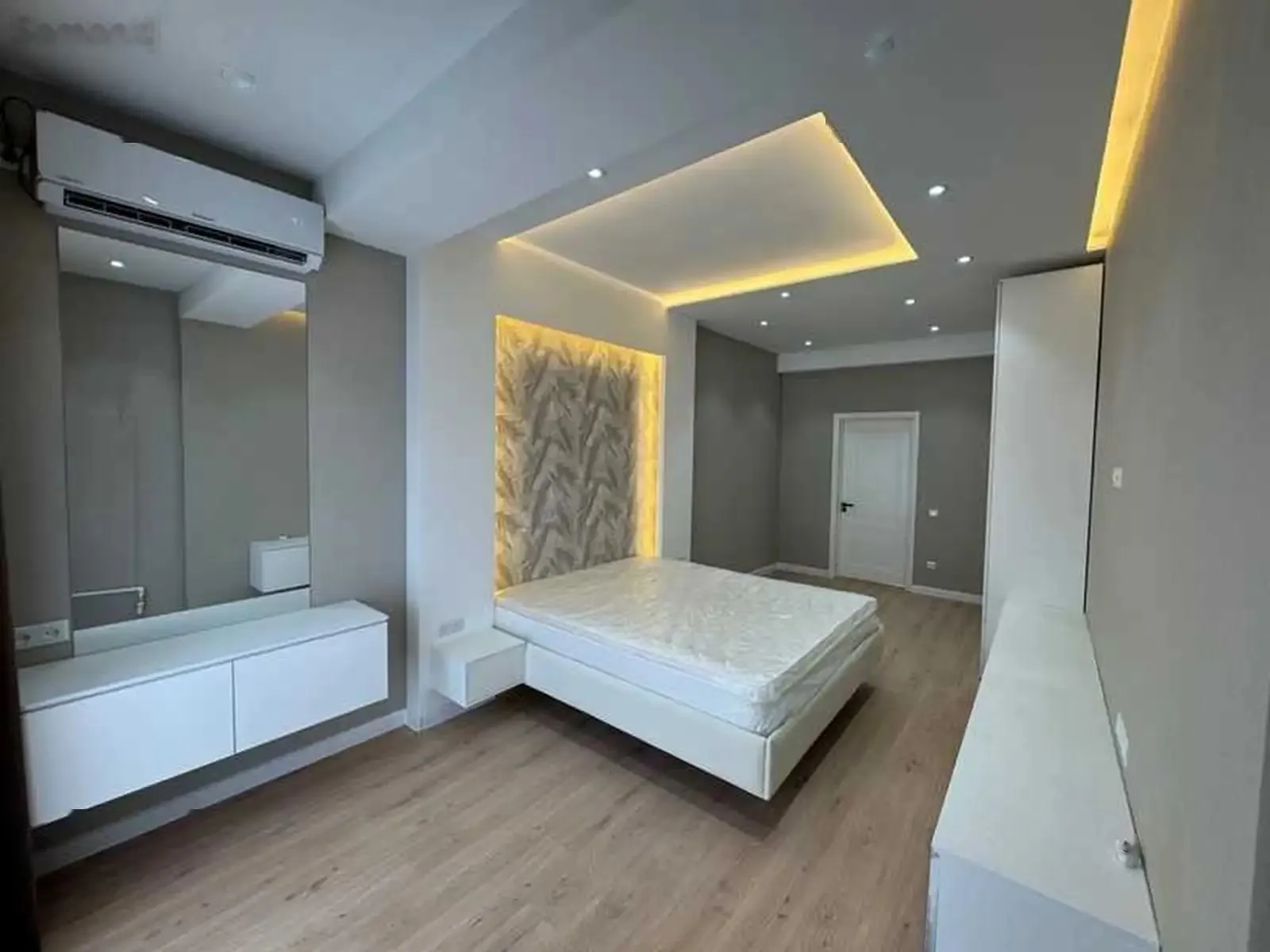 3-к квартира, 14 этаж, 120 м², И. Сомони рядом Ашан Овир