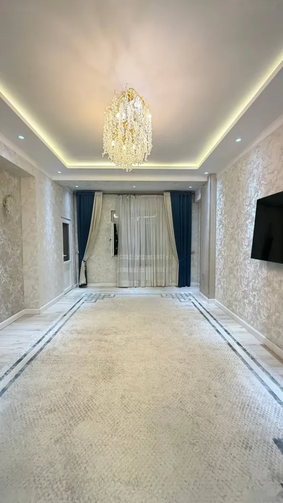3-комн. квартира, 6 этаж, 120 м², сино