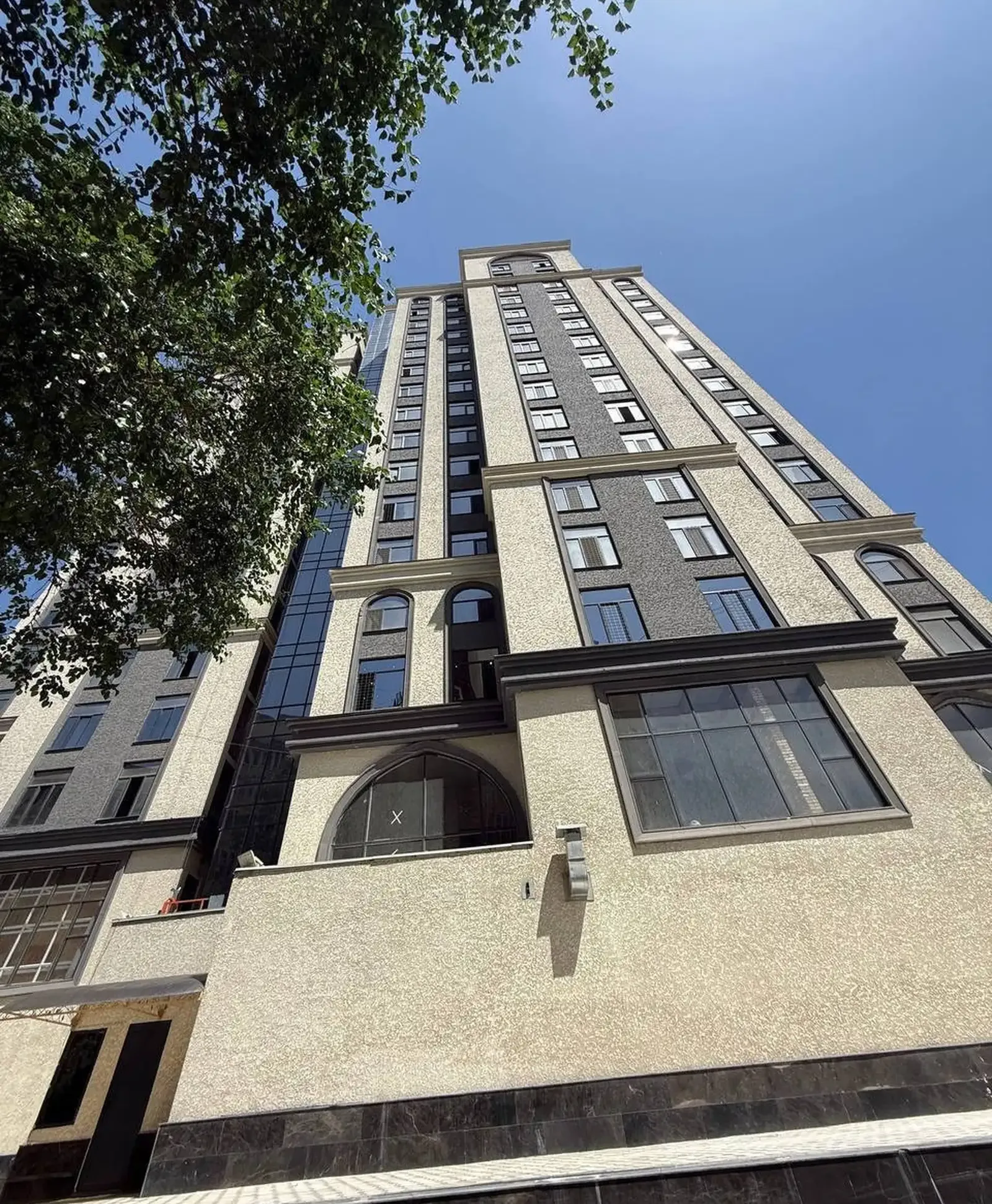 3-комн. квартира, 8 этаж, 88 м², н.Фирдавси, Сохили-супермаркет Ёвар