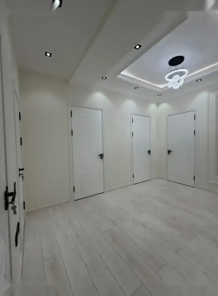2-комн. квартира, 10 этаж, 141м², Сомони