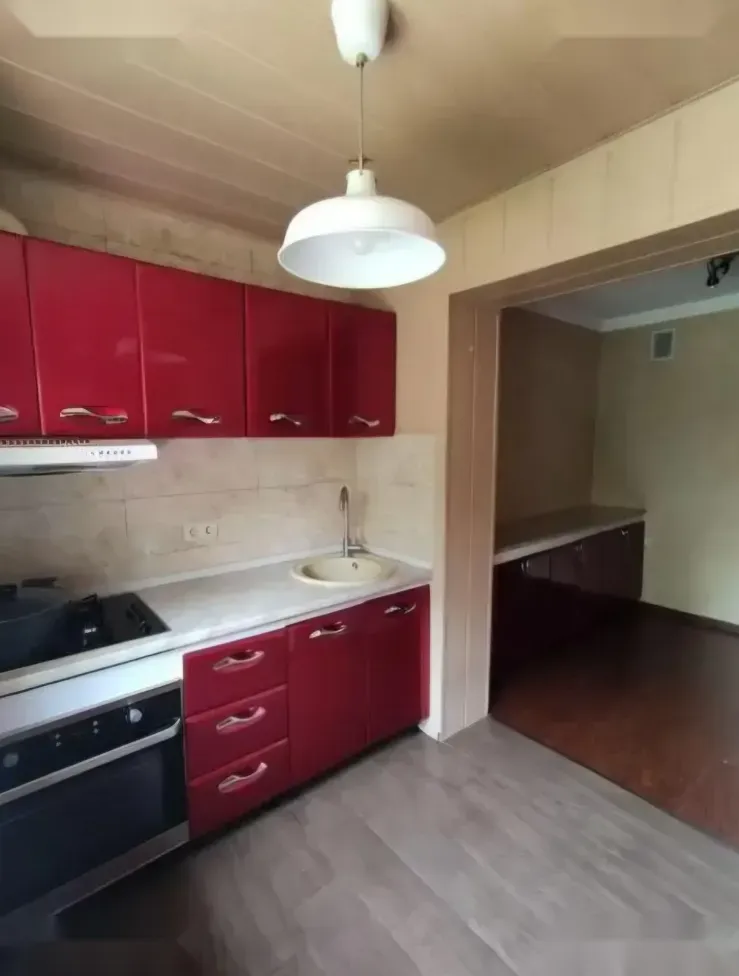 2-комн. квартира, 3 этаж, 70м², Сомони