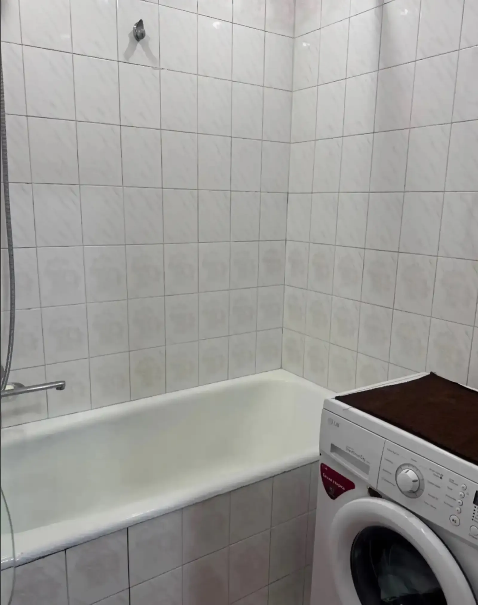 3-комн. квартира, 4 этаж, 100м², сино