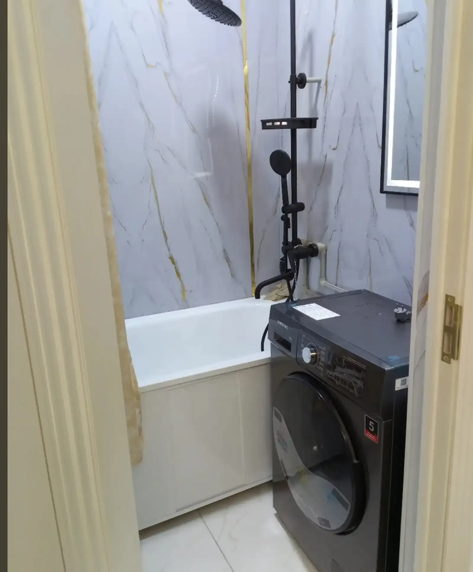 2-комн. квартира, 12 этаж, 65м², сино