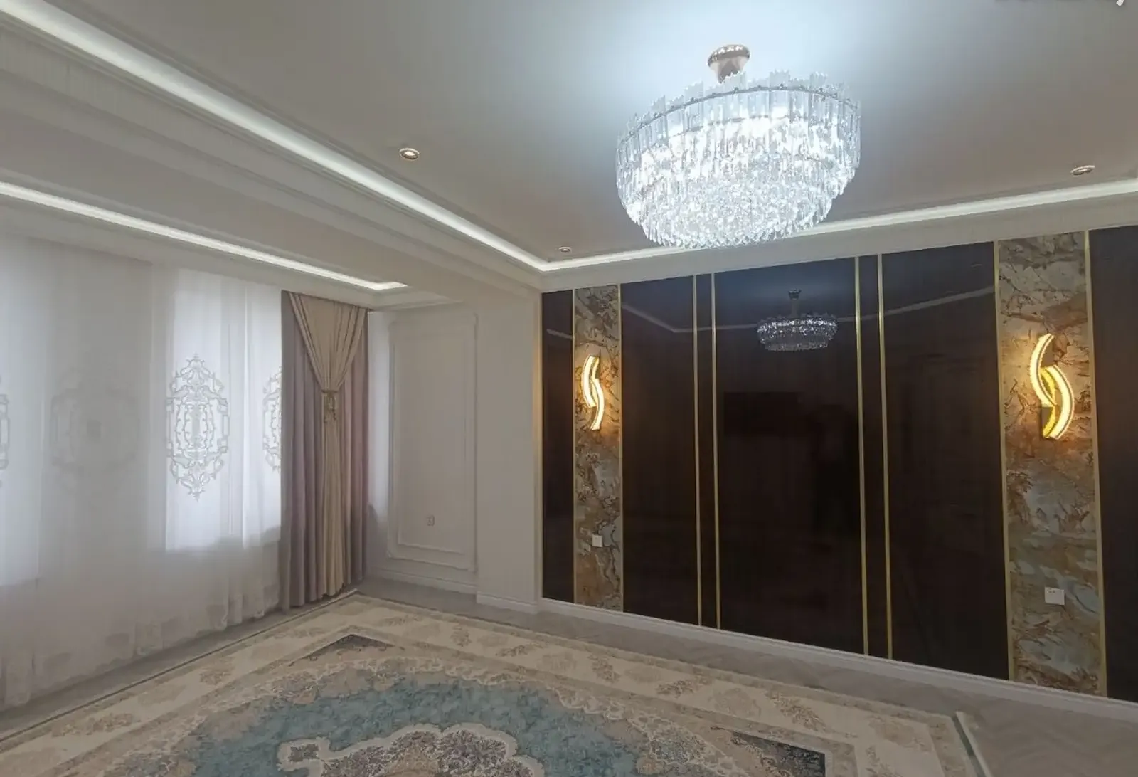 4-комн. квартира, 15 этаж, 107 м², Шохмансур