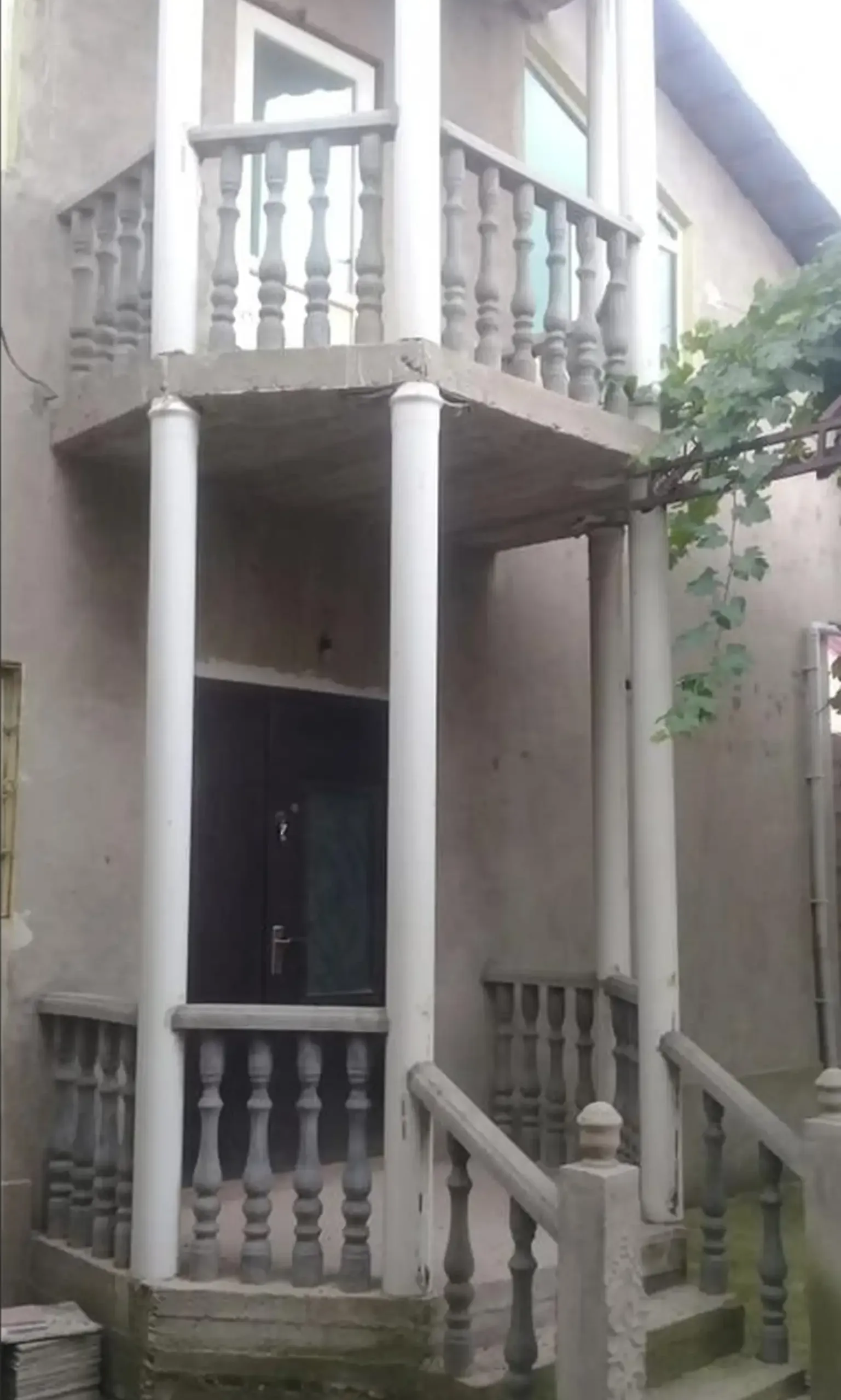 2-этажный, 7 комнатный дом, 210 м², Фирдавси