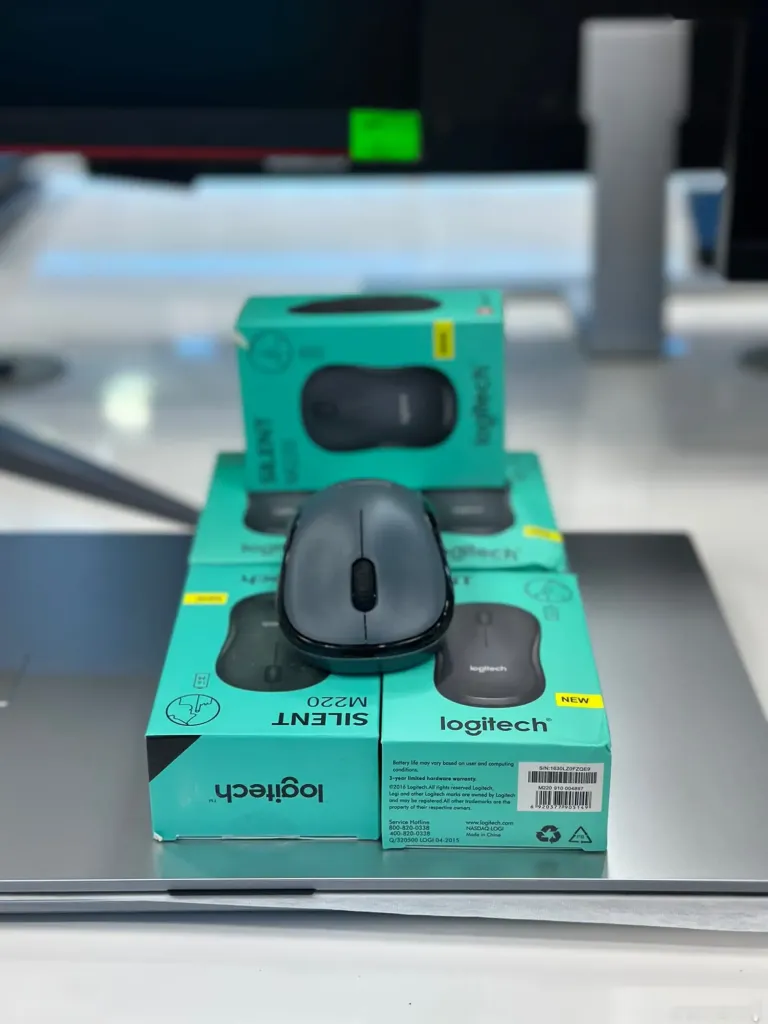 Мышка Mouse Logitech M220