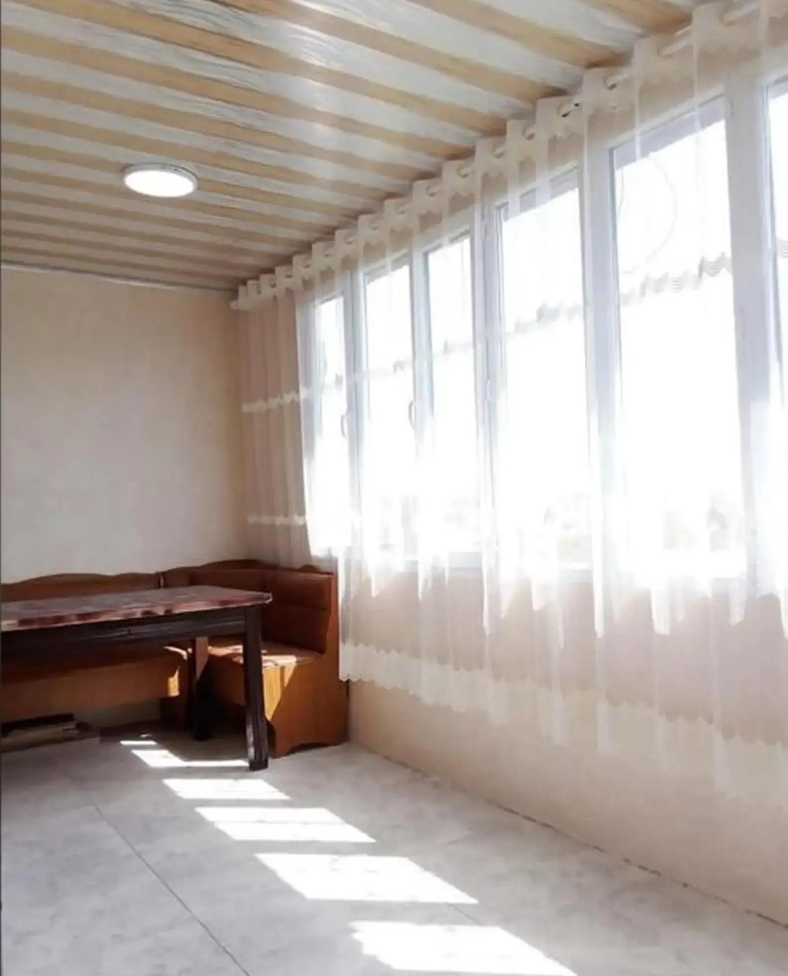 2-комн. квартира, 5 этаж, 75м², Сино
