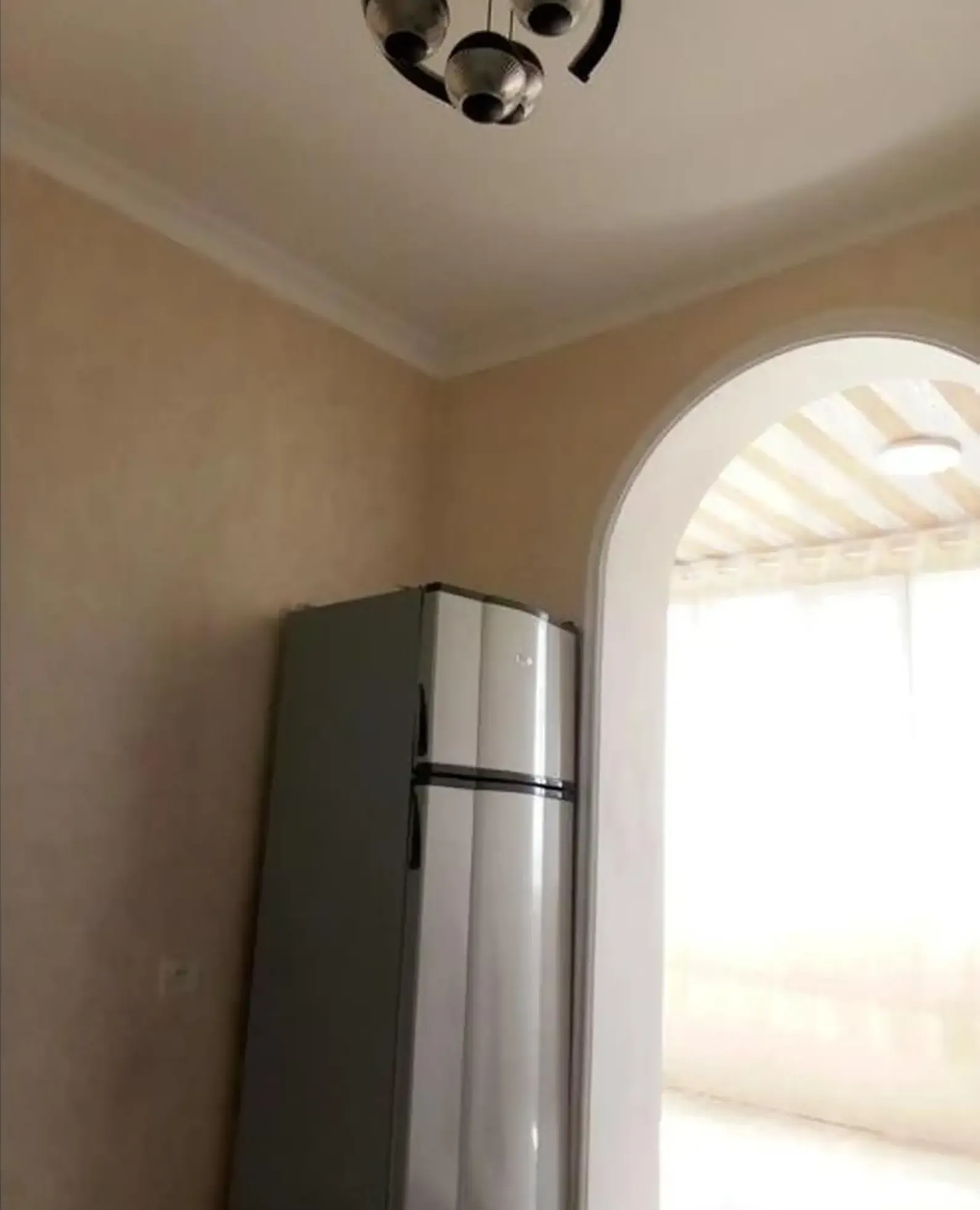 2-комн. квартира, 5 этаж, 75м², Сино