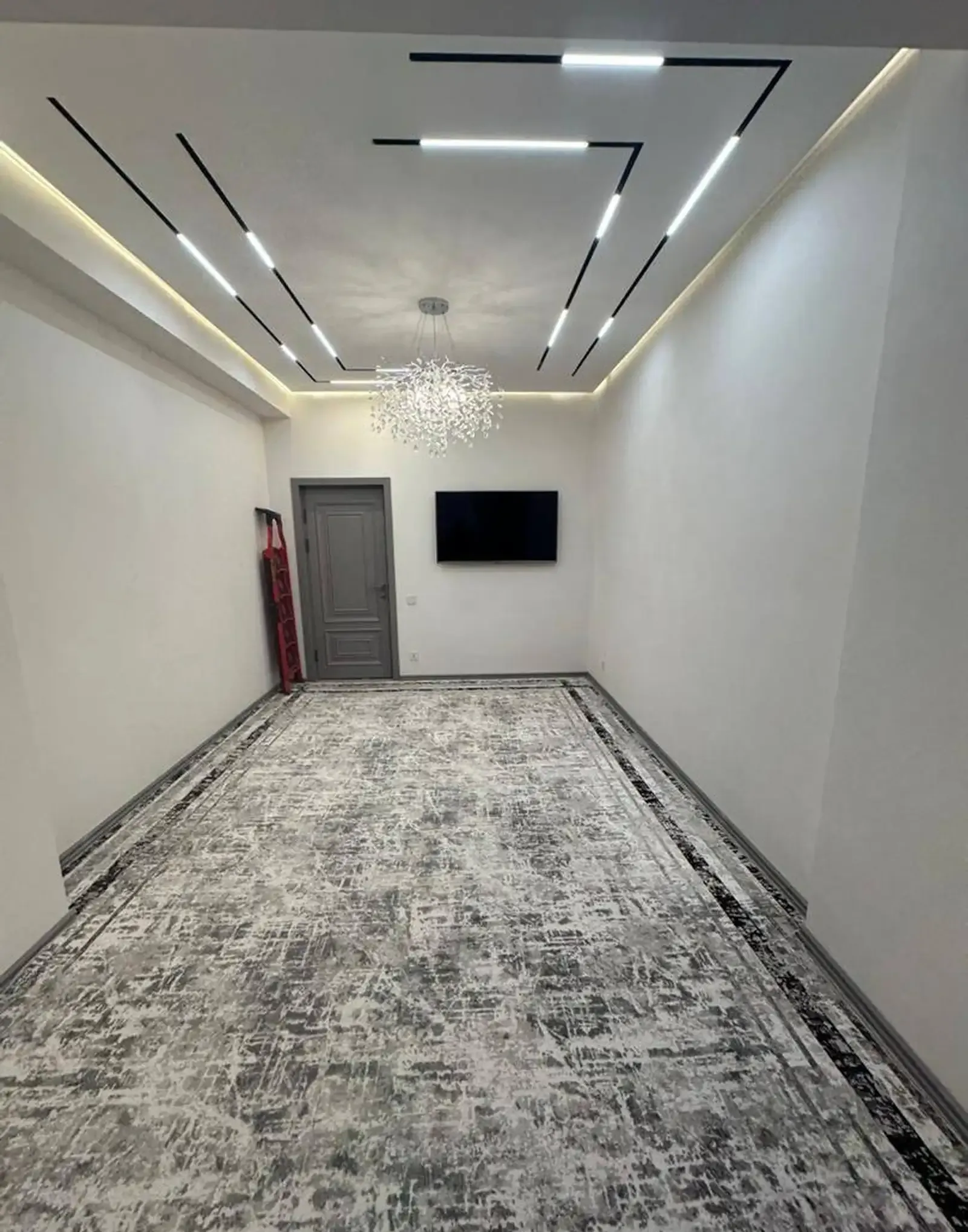 3-комн. квартира, 10 этаж, 77 м², Фирдавси, Молодежный