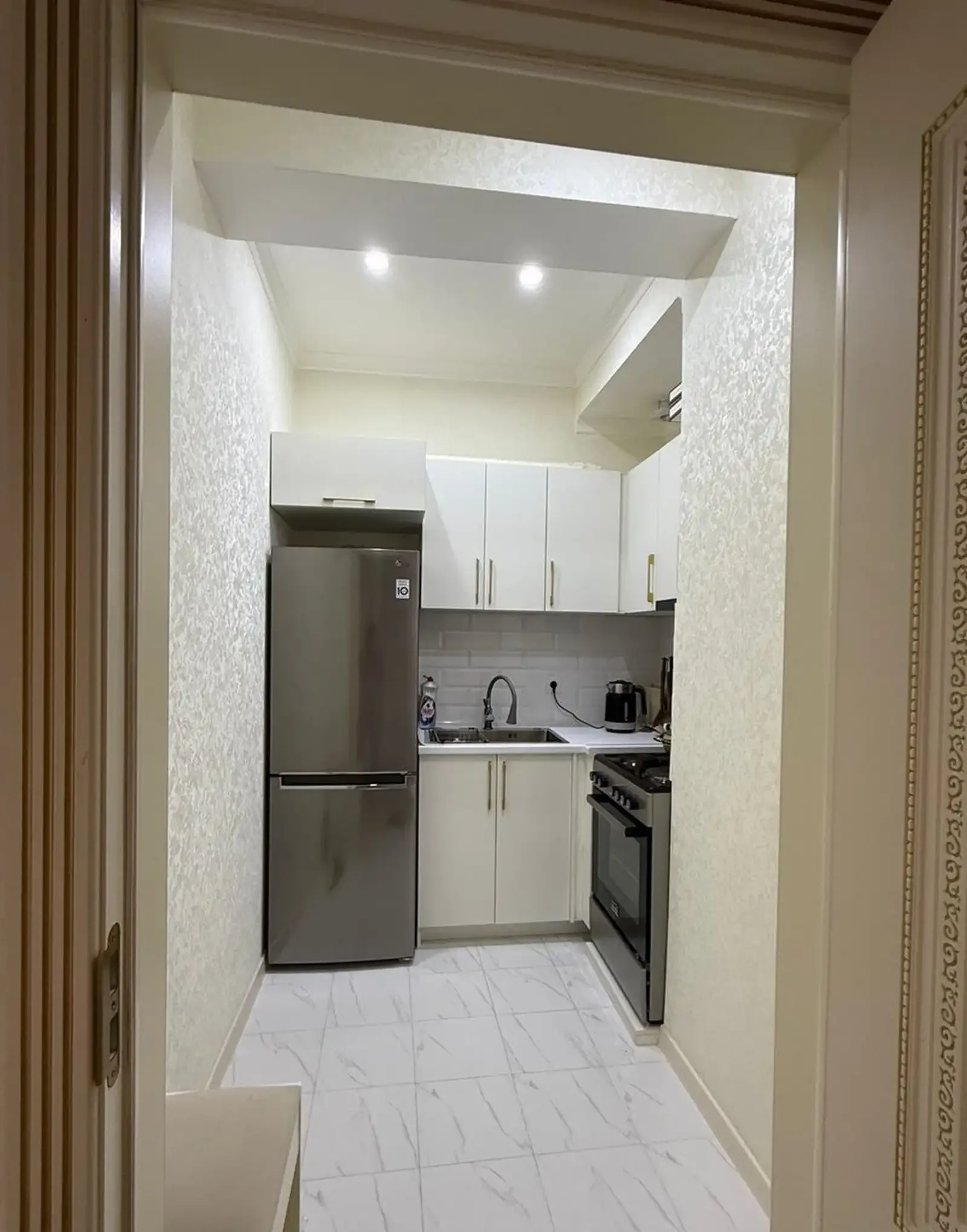 2-к квартира, 11 этаж, 64 м², Шохмансур