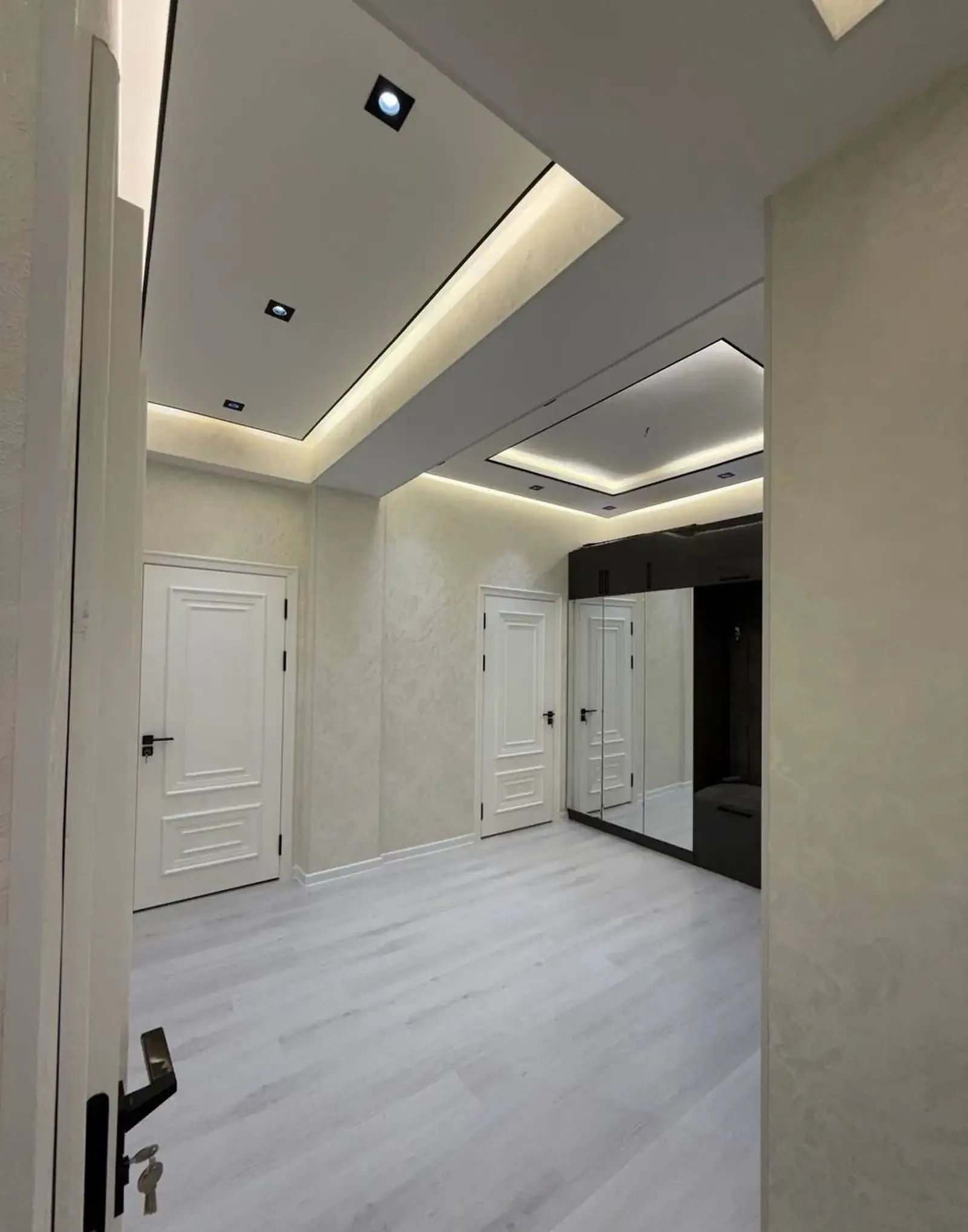 3-комн. квартира, 2 этаж, 108 м², Сино