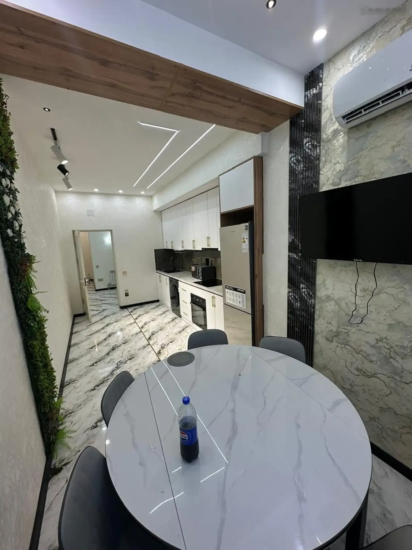 2-к квартира, 12 этаж, 90 м², Аэропорт